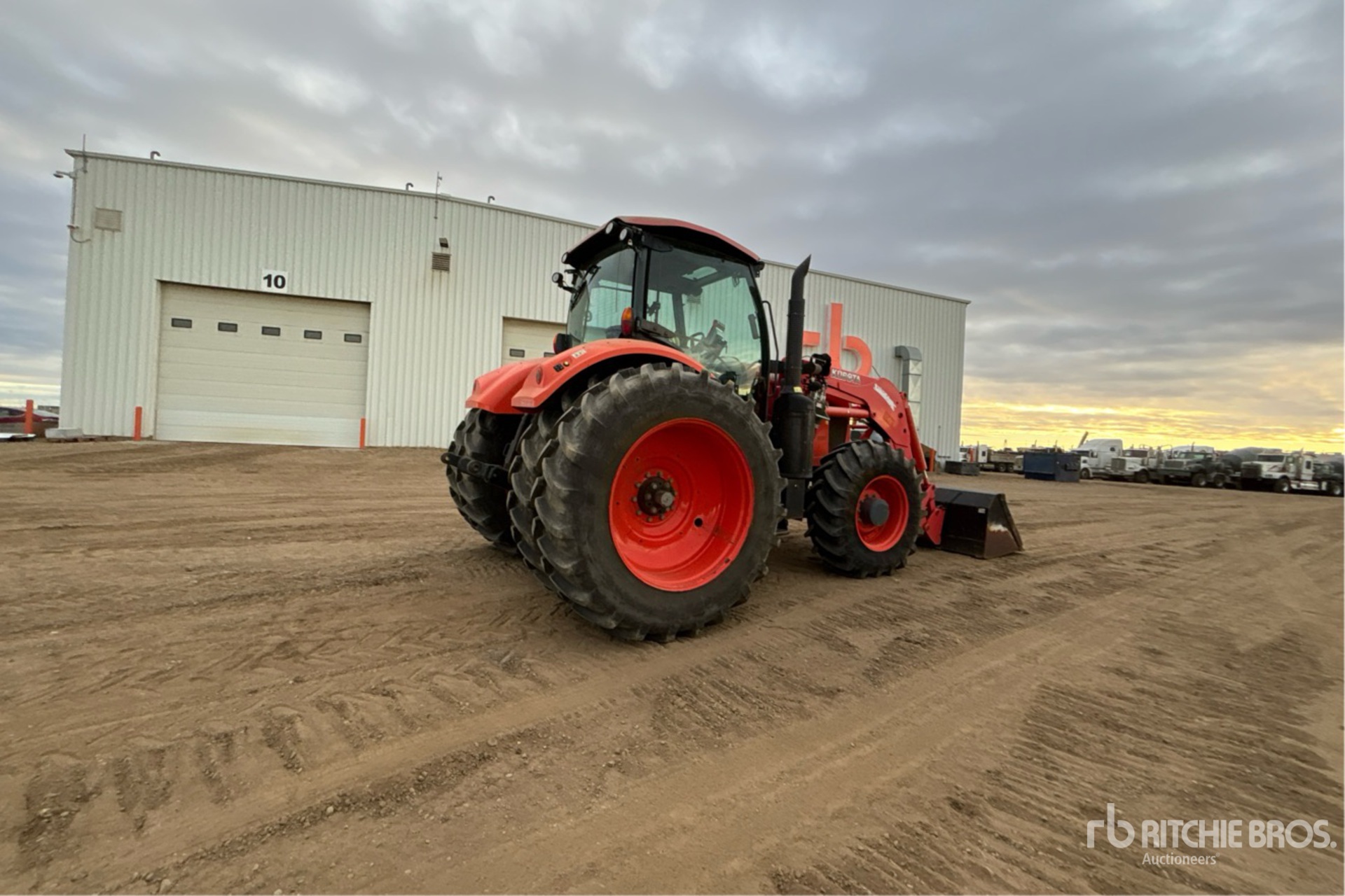 Aspect général with Image, coin arrière droit