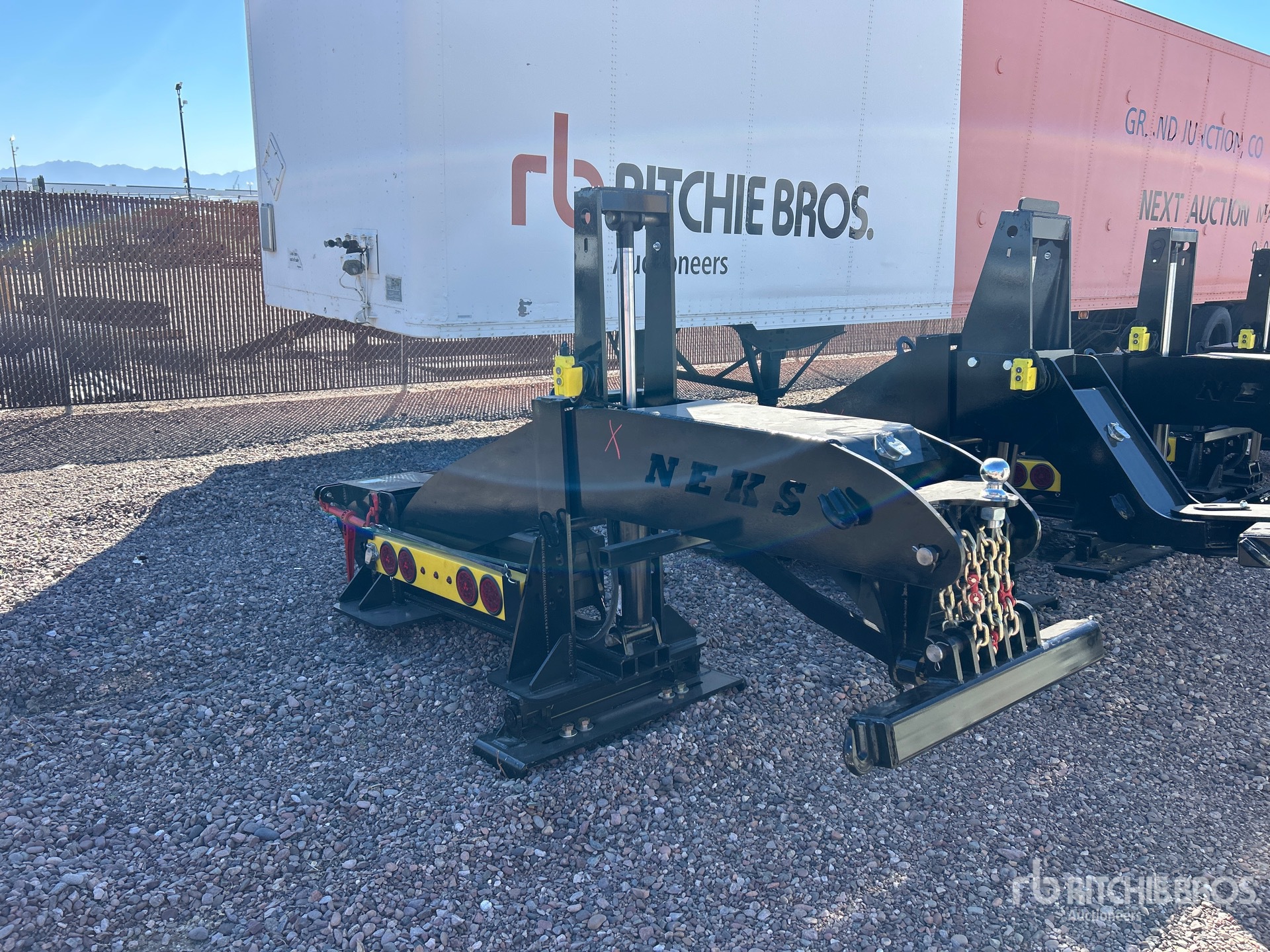 General Appearance with Image, coin avant droit