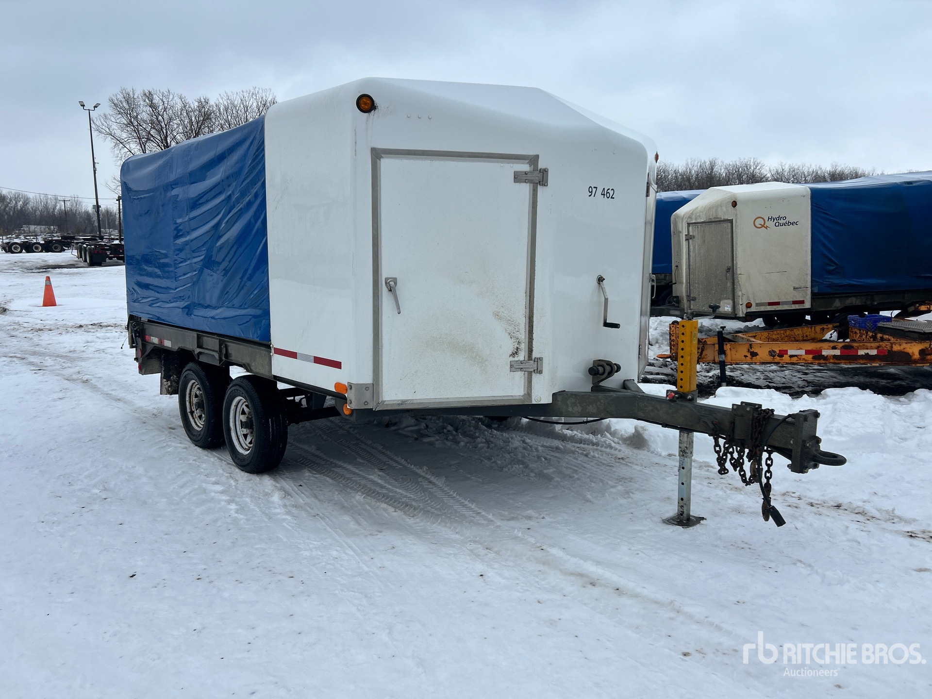 General Appearance with Foto, angolo anteriore destro