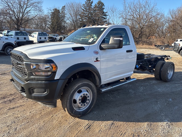 2024 Ram 5500 4x4 Cab and Chassis (Unused)