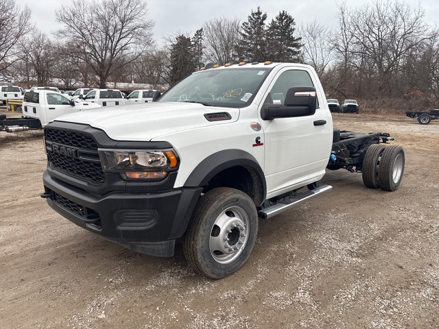 2024 Ram 5500 4x4 Cab and Chassis (Unused)