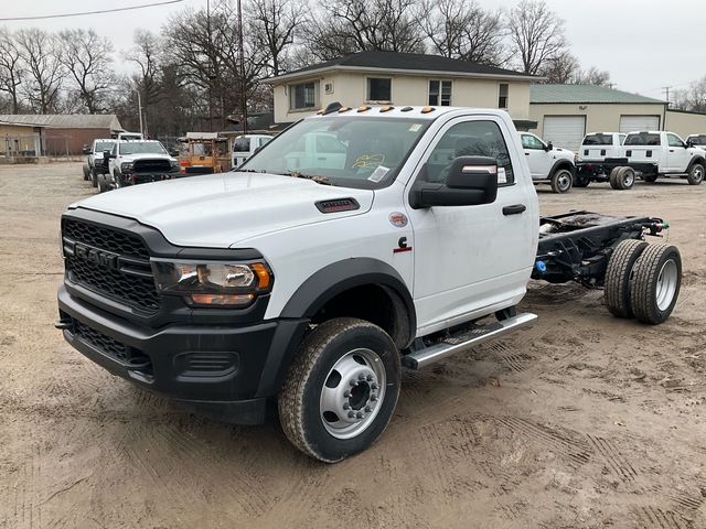 2024 Ram 5500 4x4 Cab and Chassis (Unused)