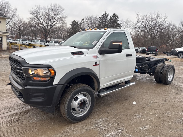 2024 Ram 5500 4x4 Cab and Chassis (Unused)