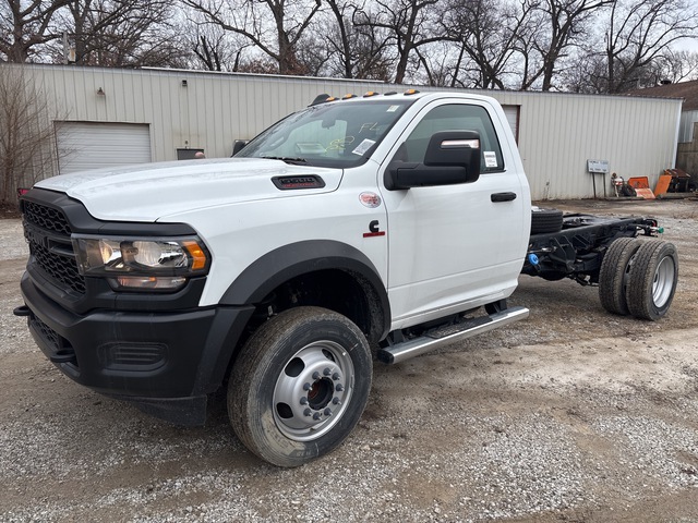 2024 Ram 5500 4x4 Cab and Chassis (Unused)