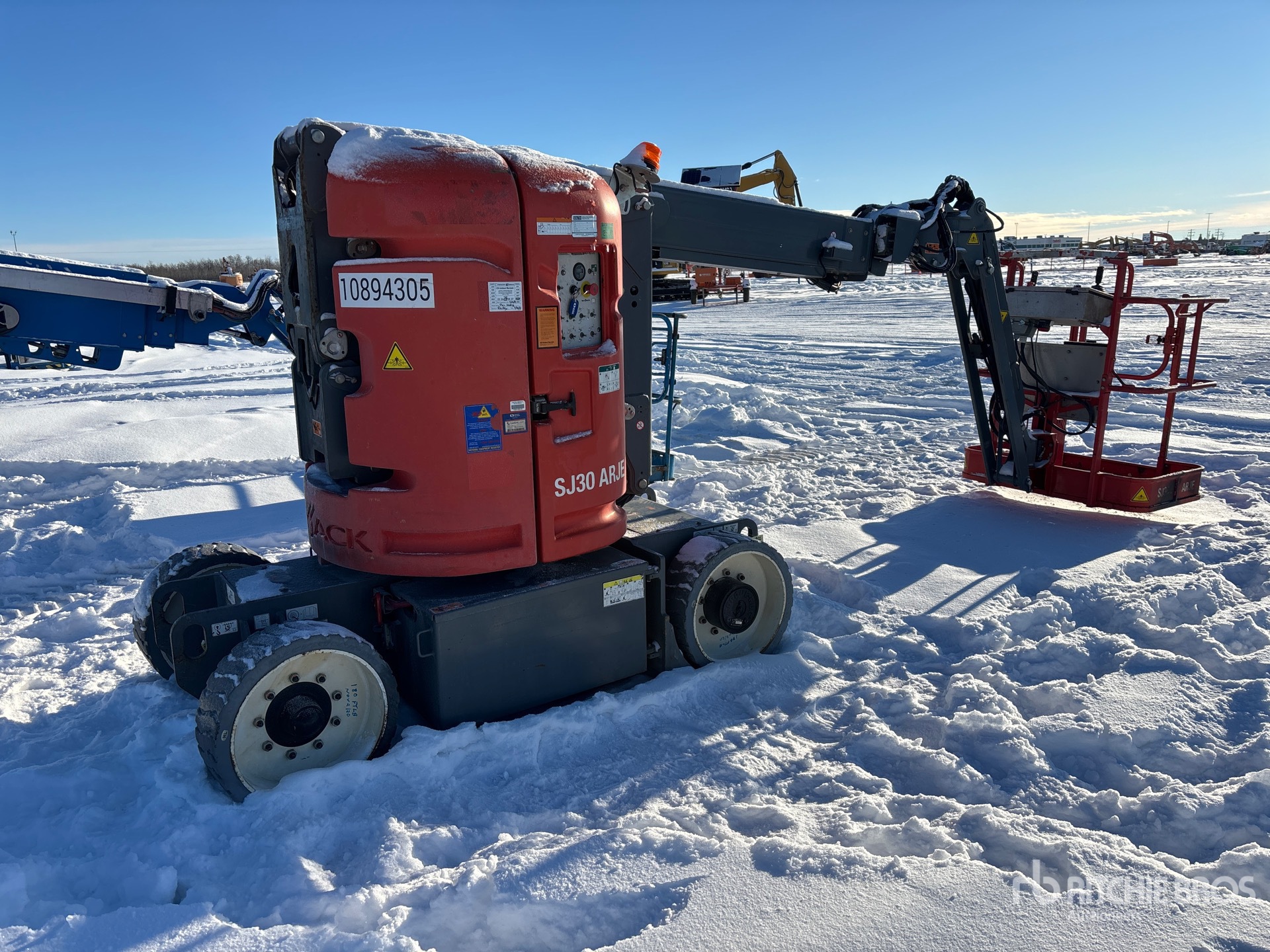 General Appearance with Imagen: esquina trasera derecha