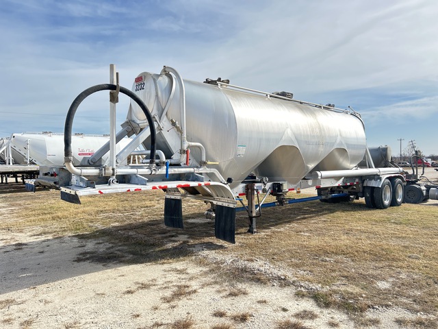 2015 Heil 1040 cft T/A Pneumatic Bulk Trailer