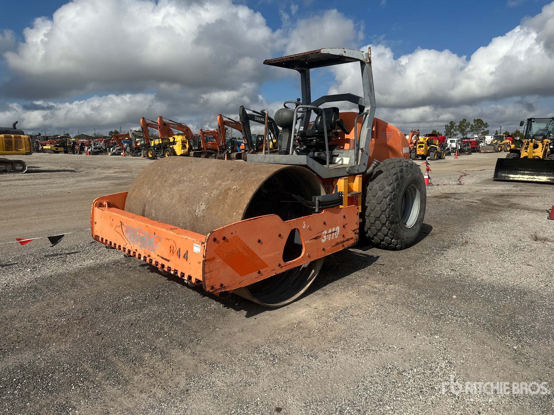 General Appearance with Featured Photo