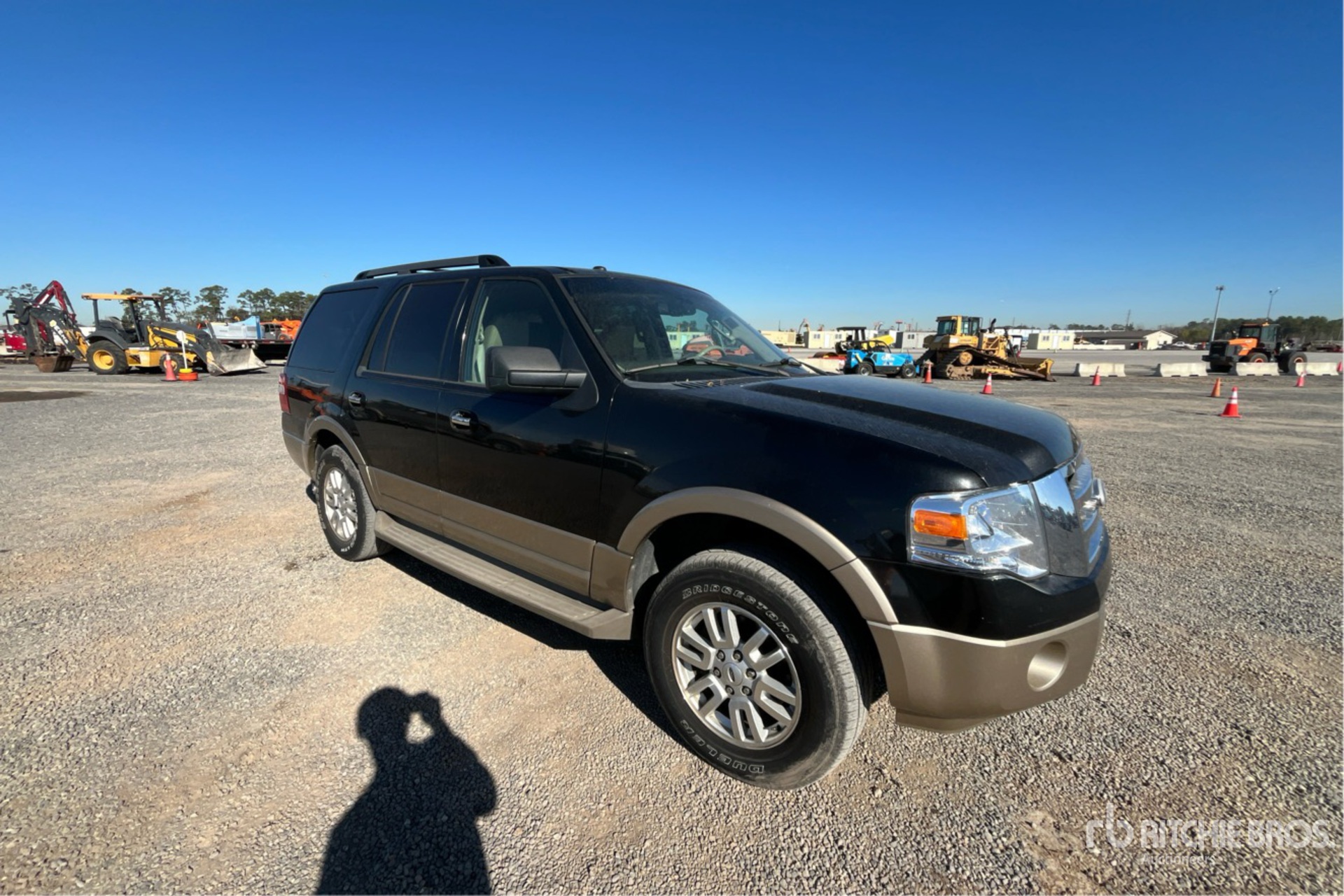 Aspect général with Image, coin avant droit