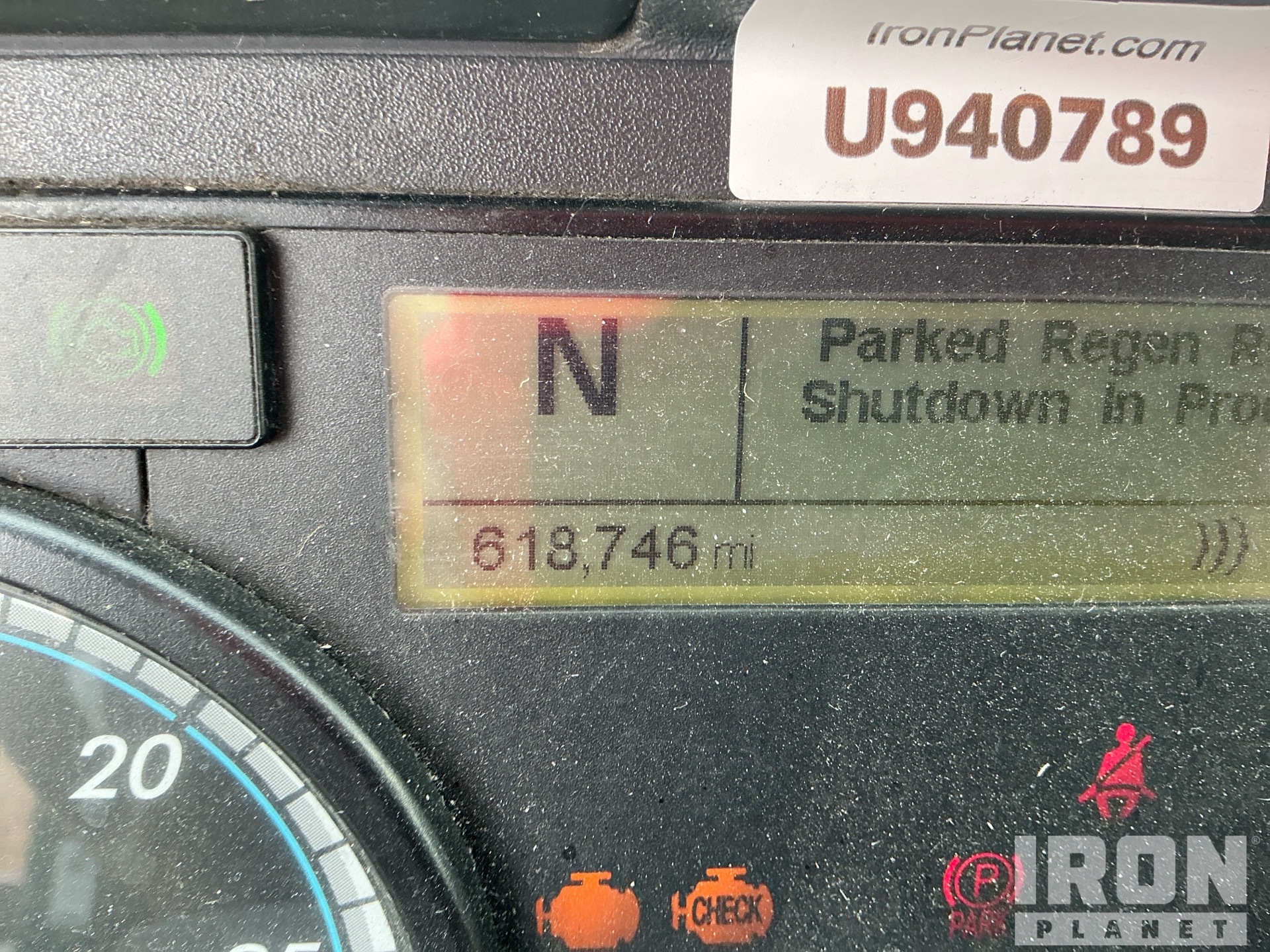 2018 Freightliner CASCADIA 113
