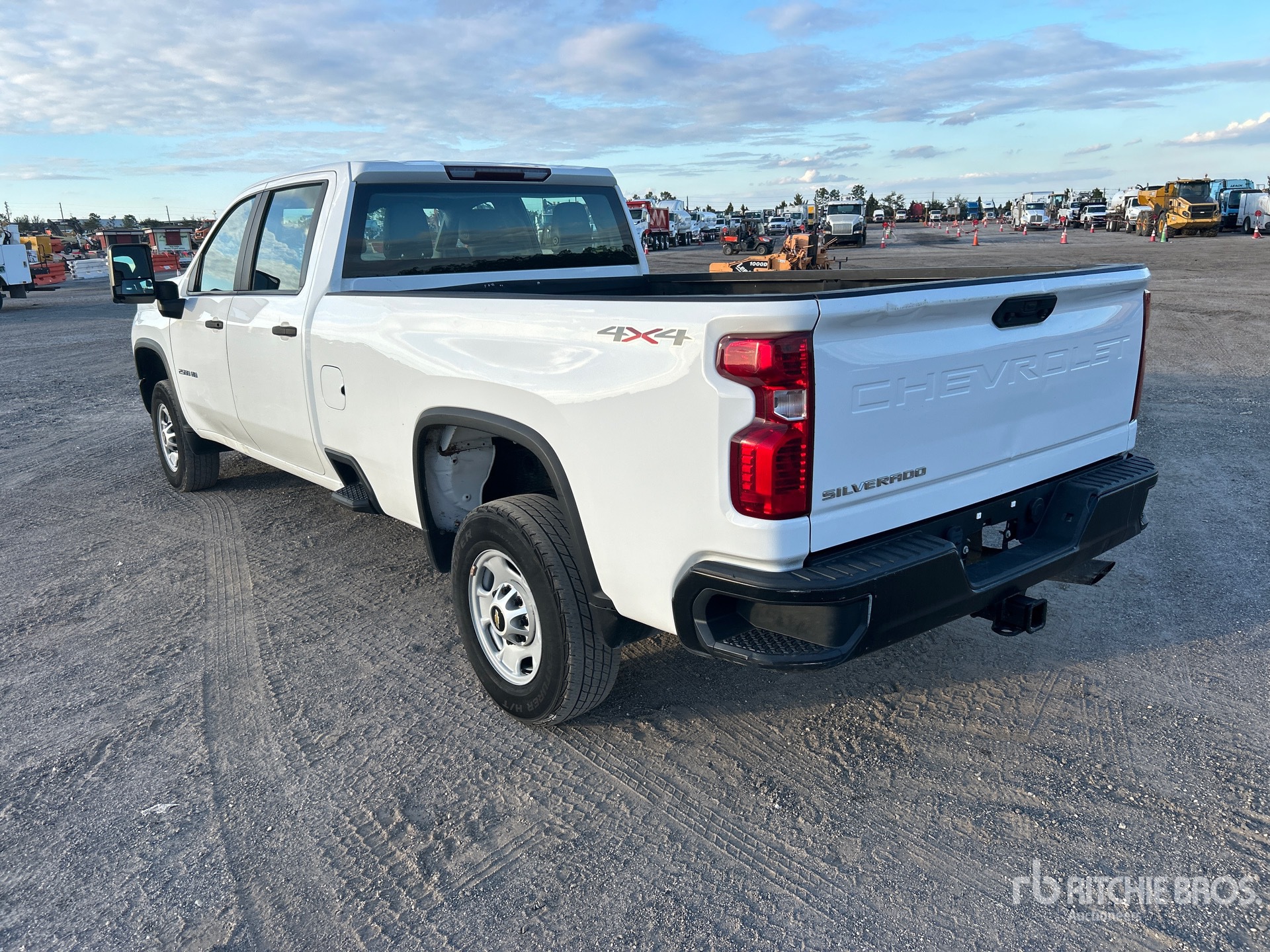 General Appearance with Bild, Ecke hinten links