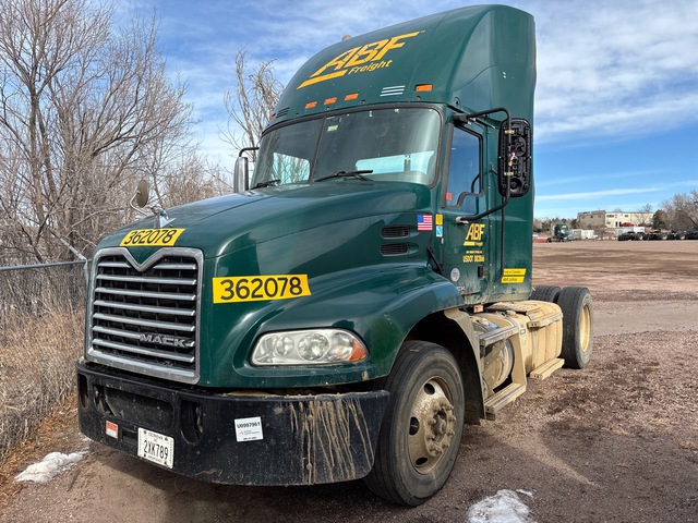 2017 Mack CXU612 S/A Day Cab Truck Tractor