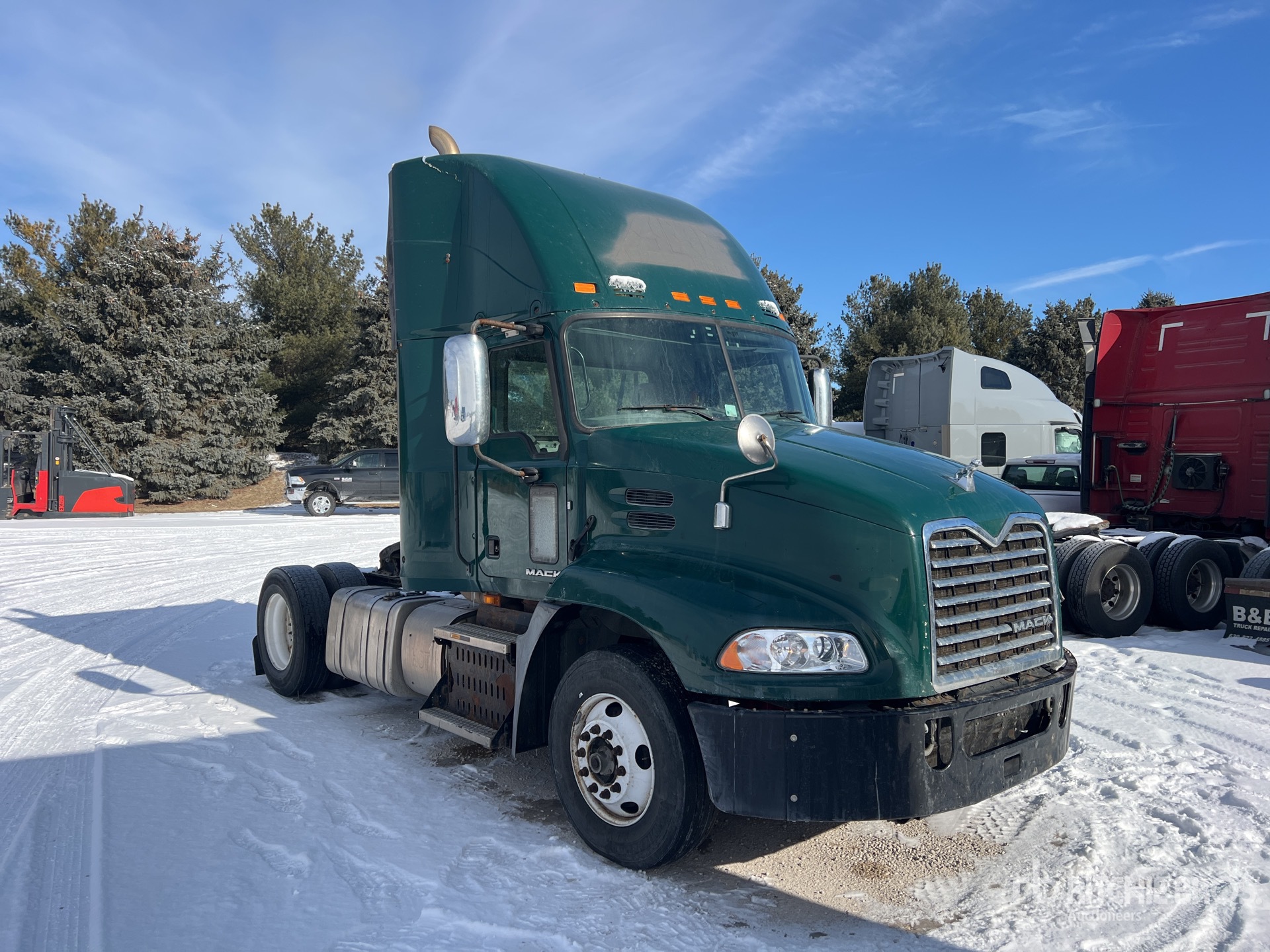 General Appearance with Picture, Right Front Corner