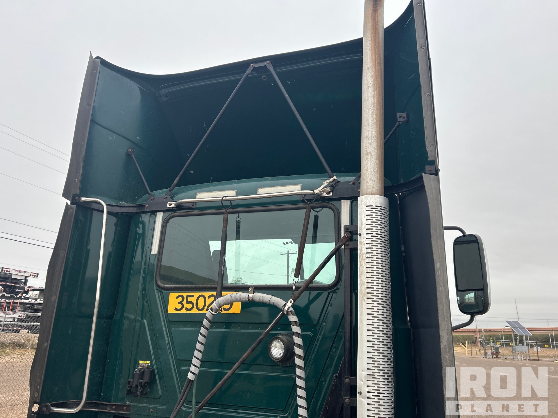 2016 Mack CXU612