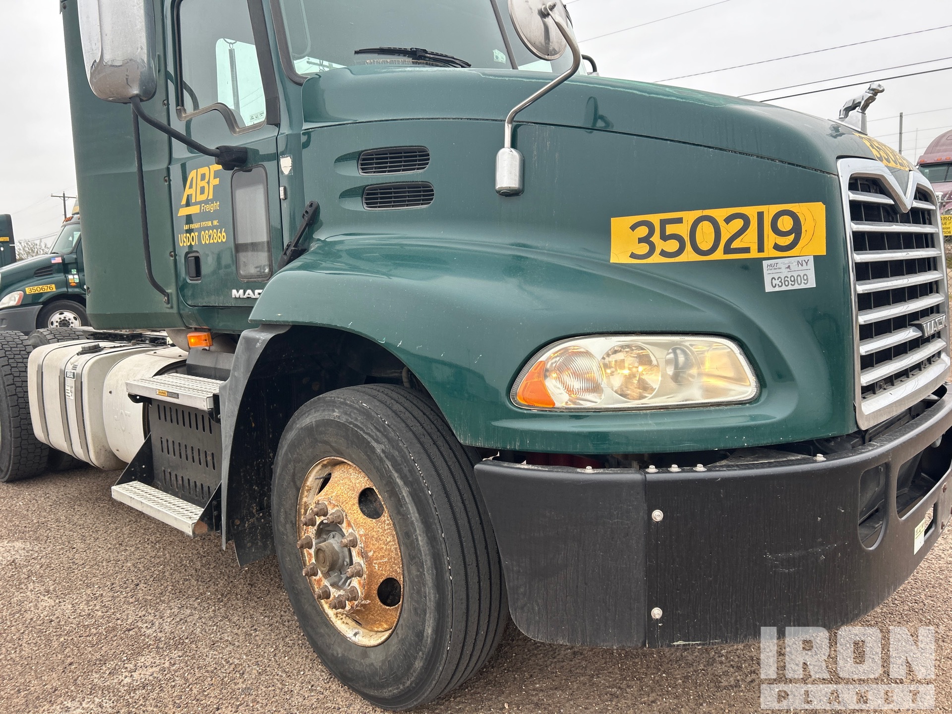 2016 Mack CXU612