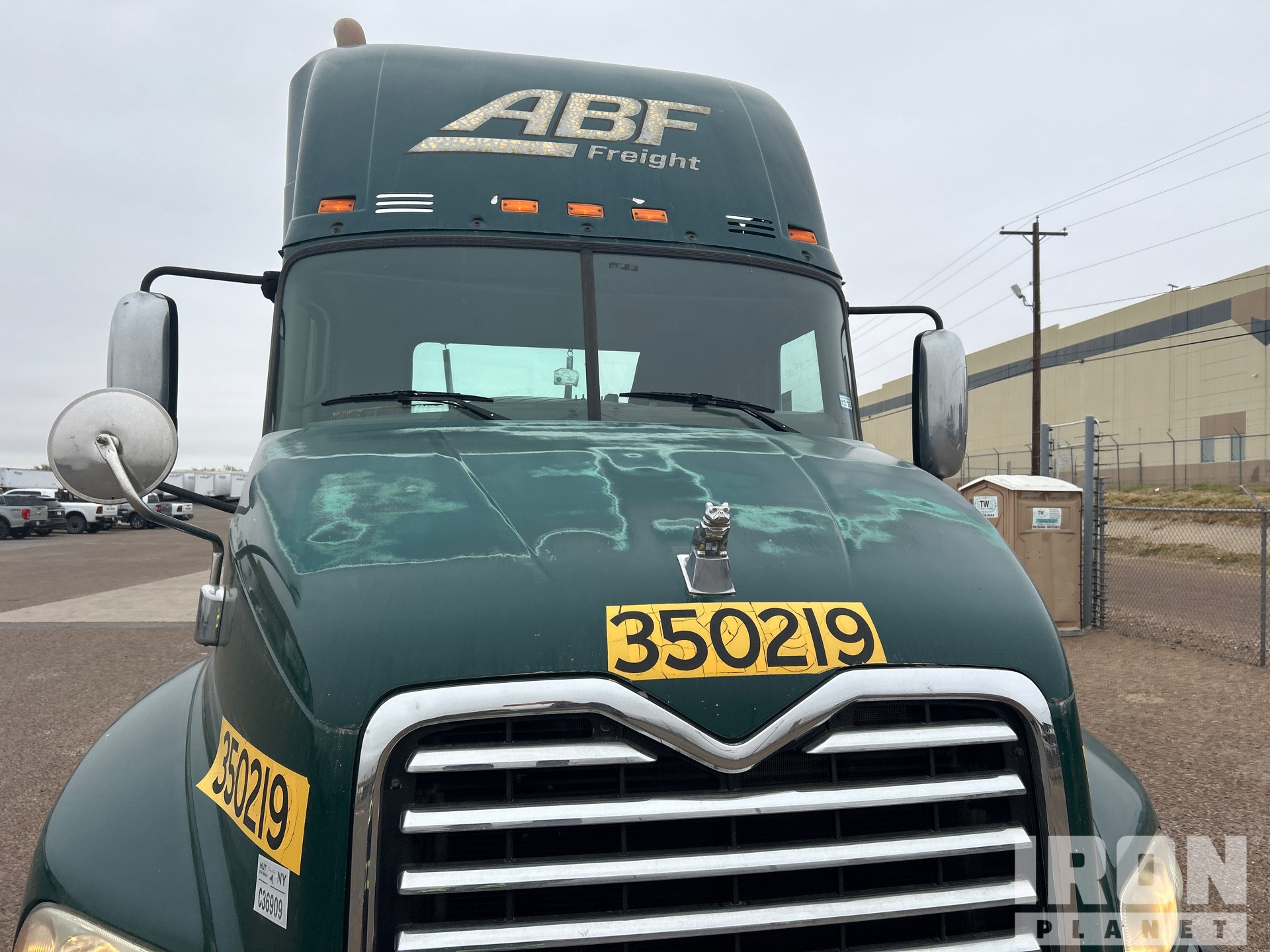 2016 Mack CXU612