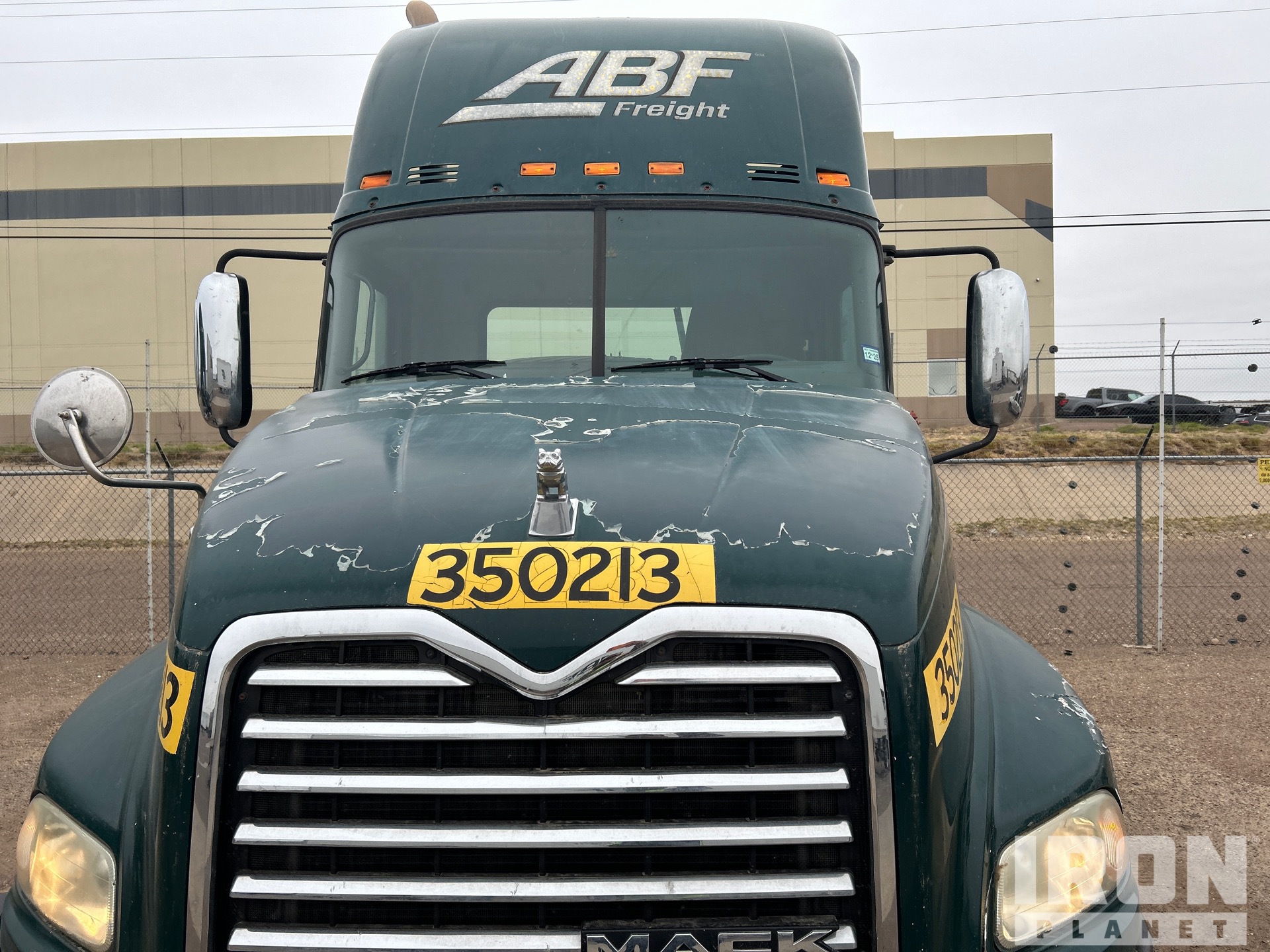 2016 Mack CXU612