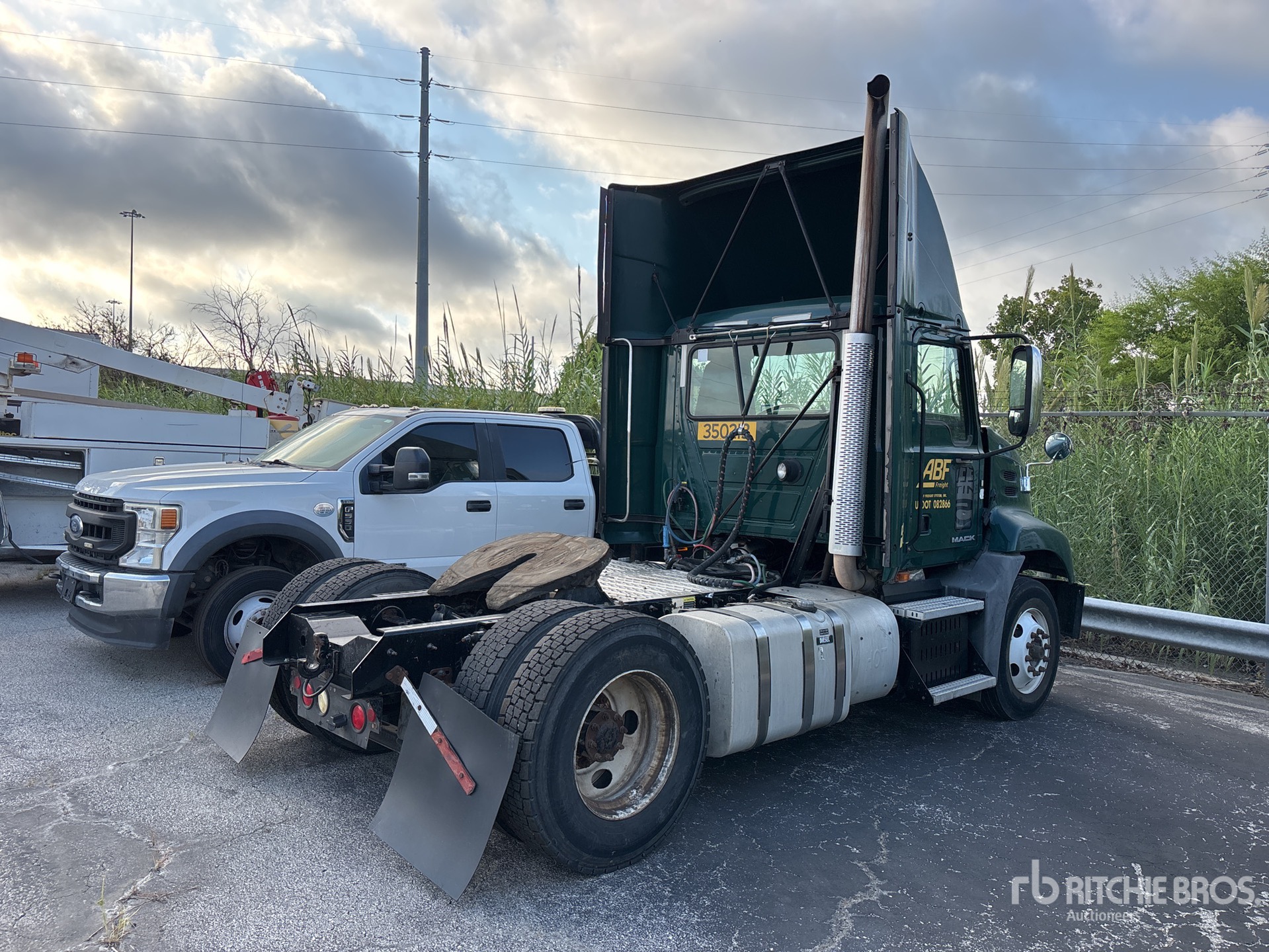 2016 Mack CXU612