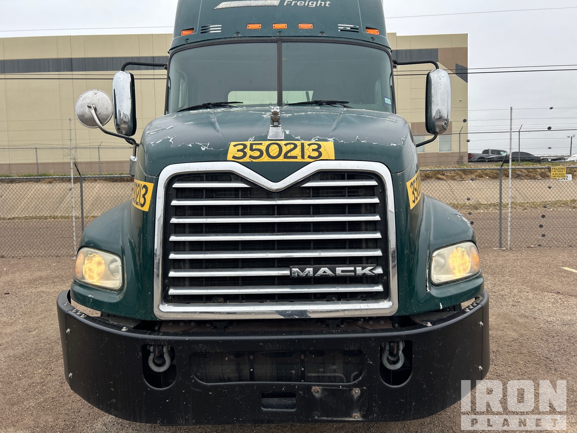 2016 Mack CXU612