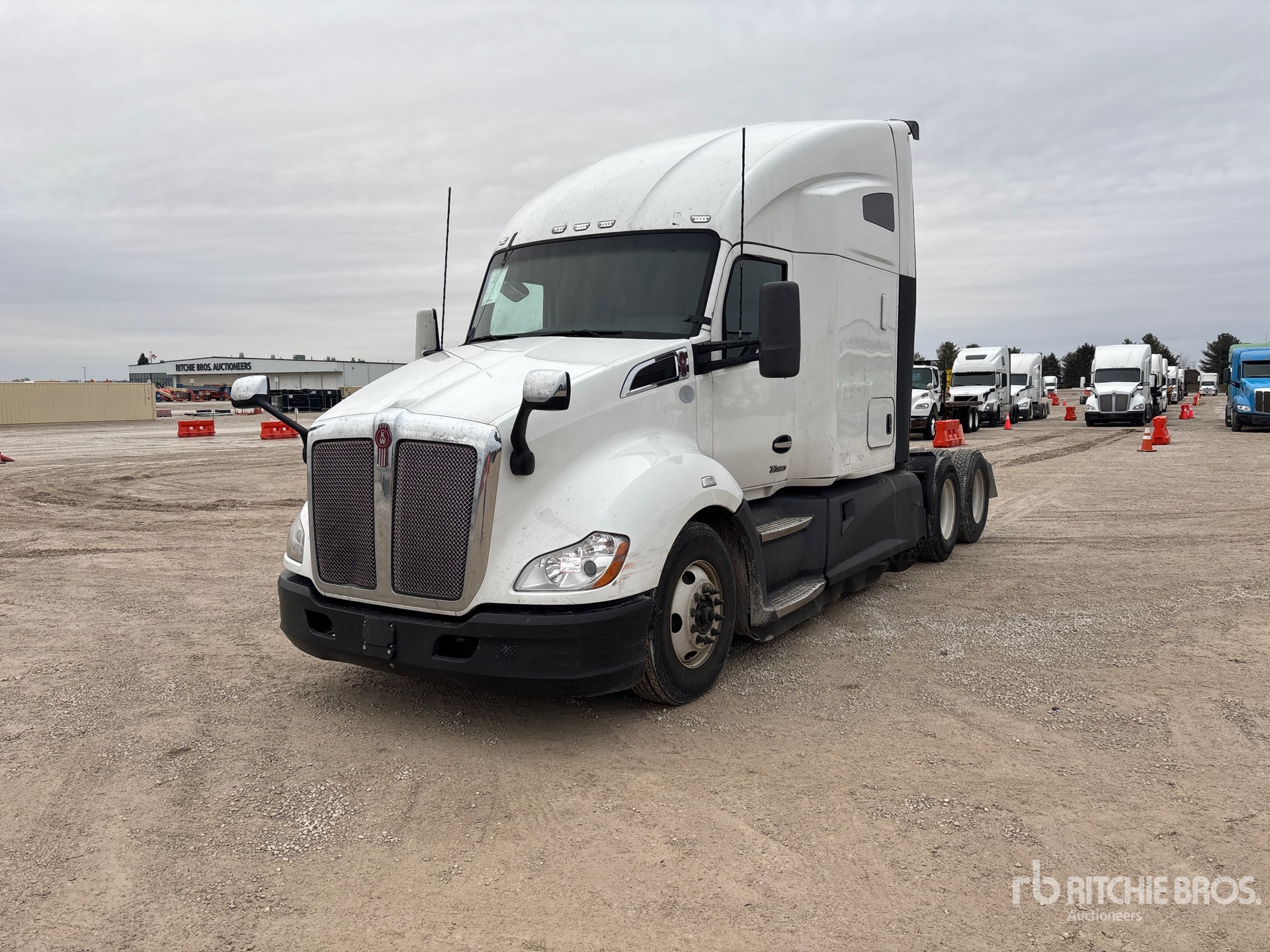 Aspect général with Image, coin avant gauche