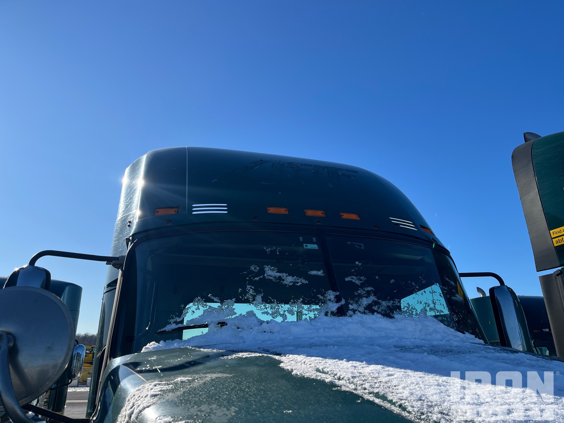 2017 Mack CXU612