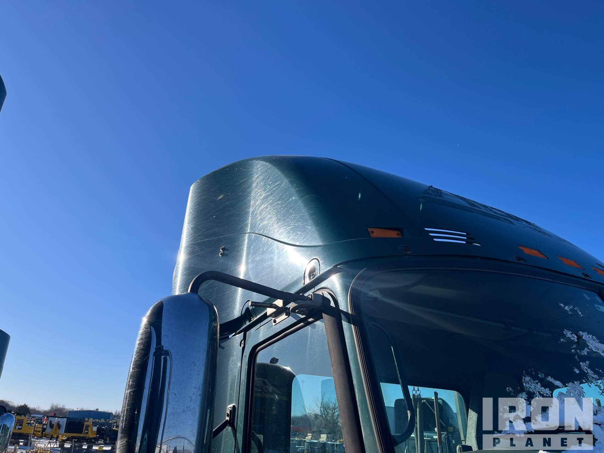 2017 Mack CXU612
