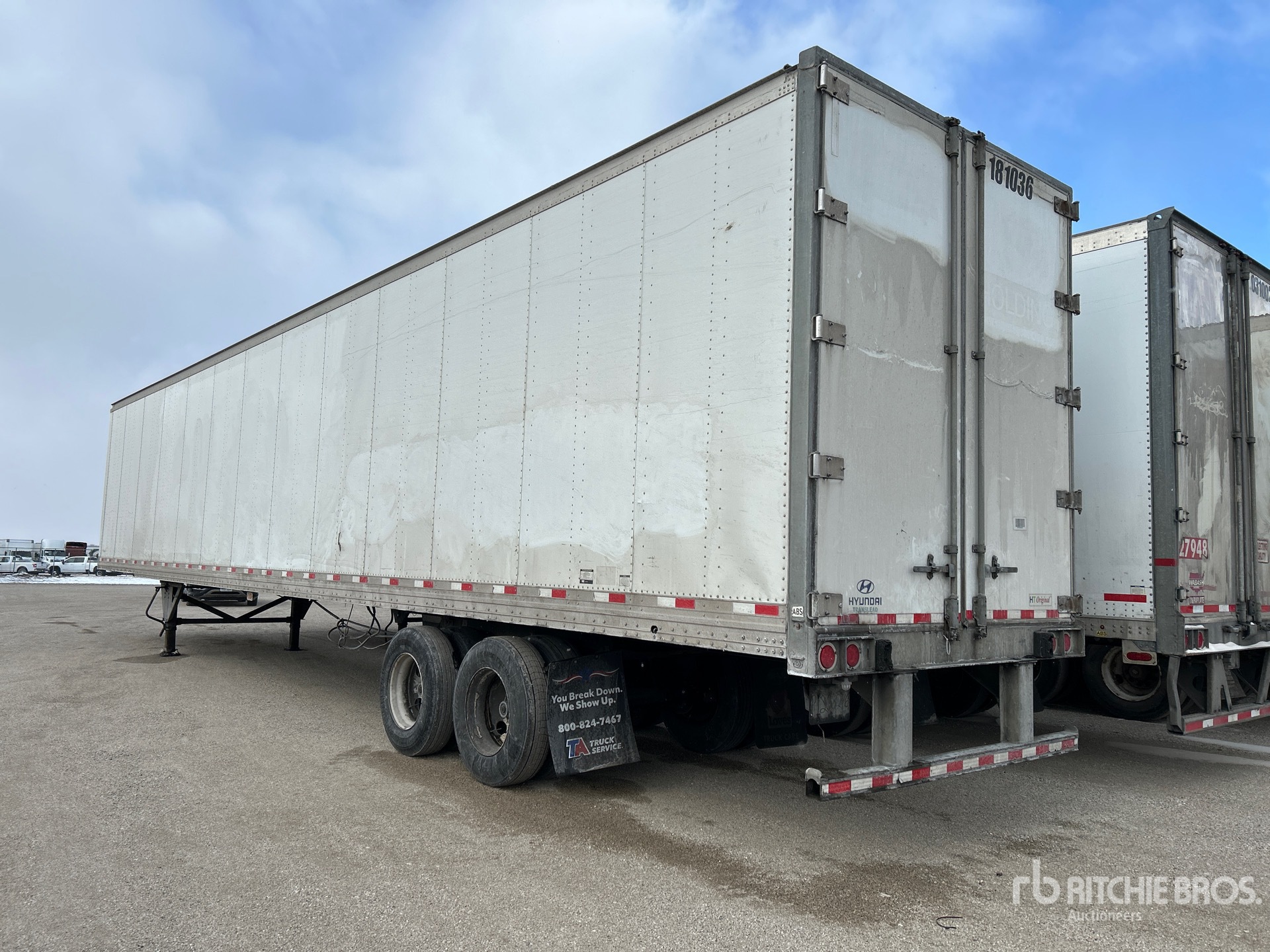 Aspect général with Image, coin arrière gauche