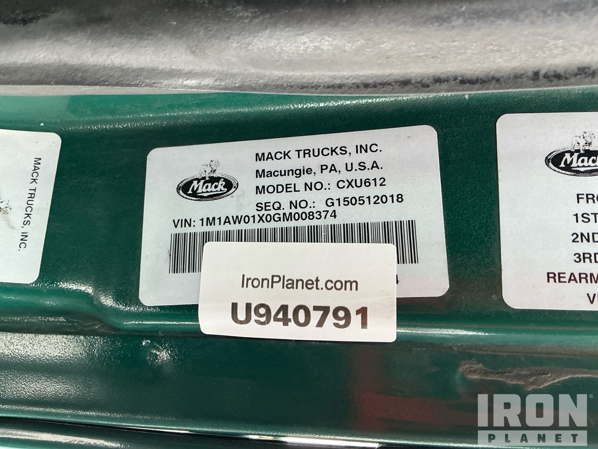 2016 Mack CXU612