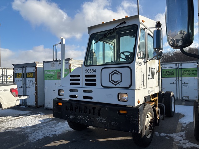 2009 Capacity TJ5000 4x2 Spotter Truck