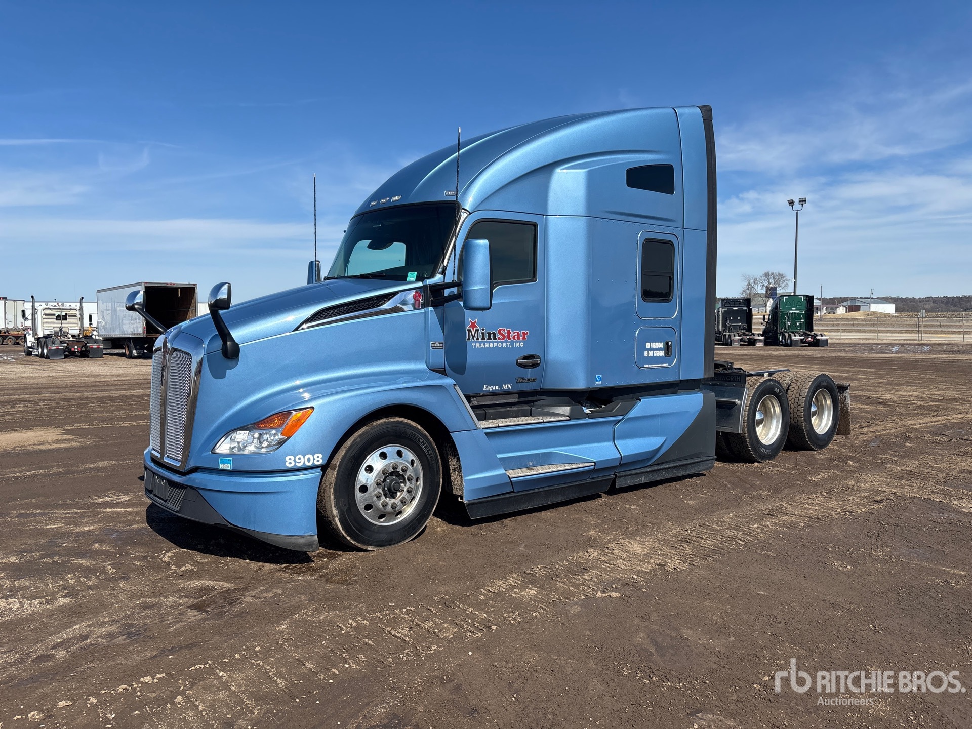 General Appearance with Featured Photo