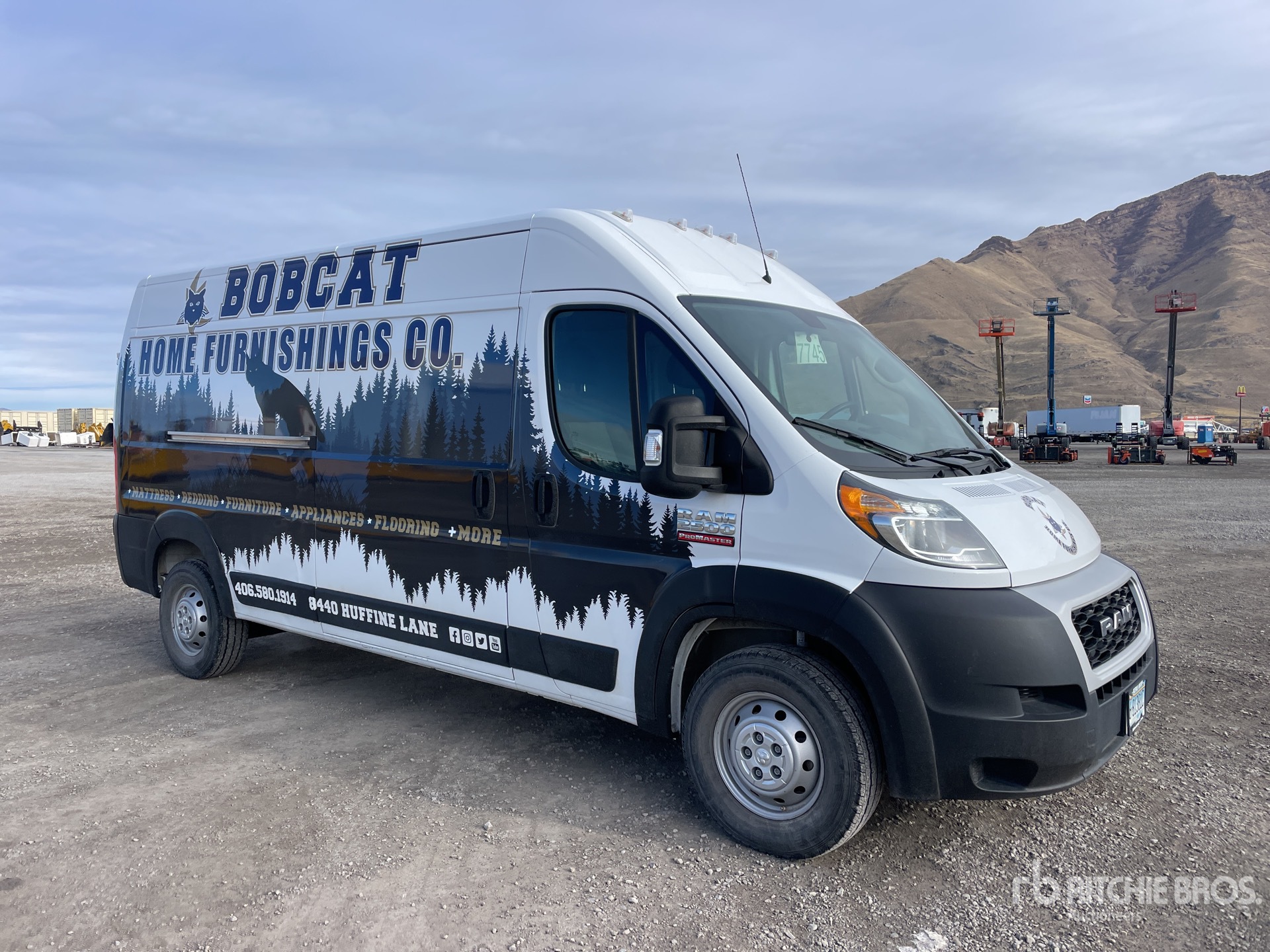 General Appearance with Picture, Right Front Corner