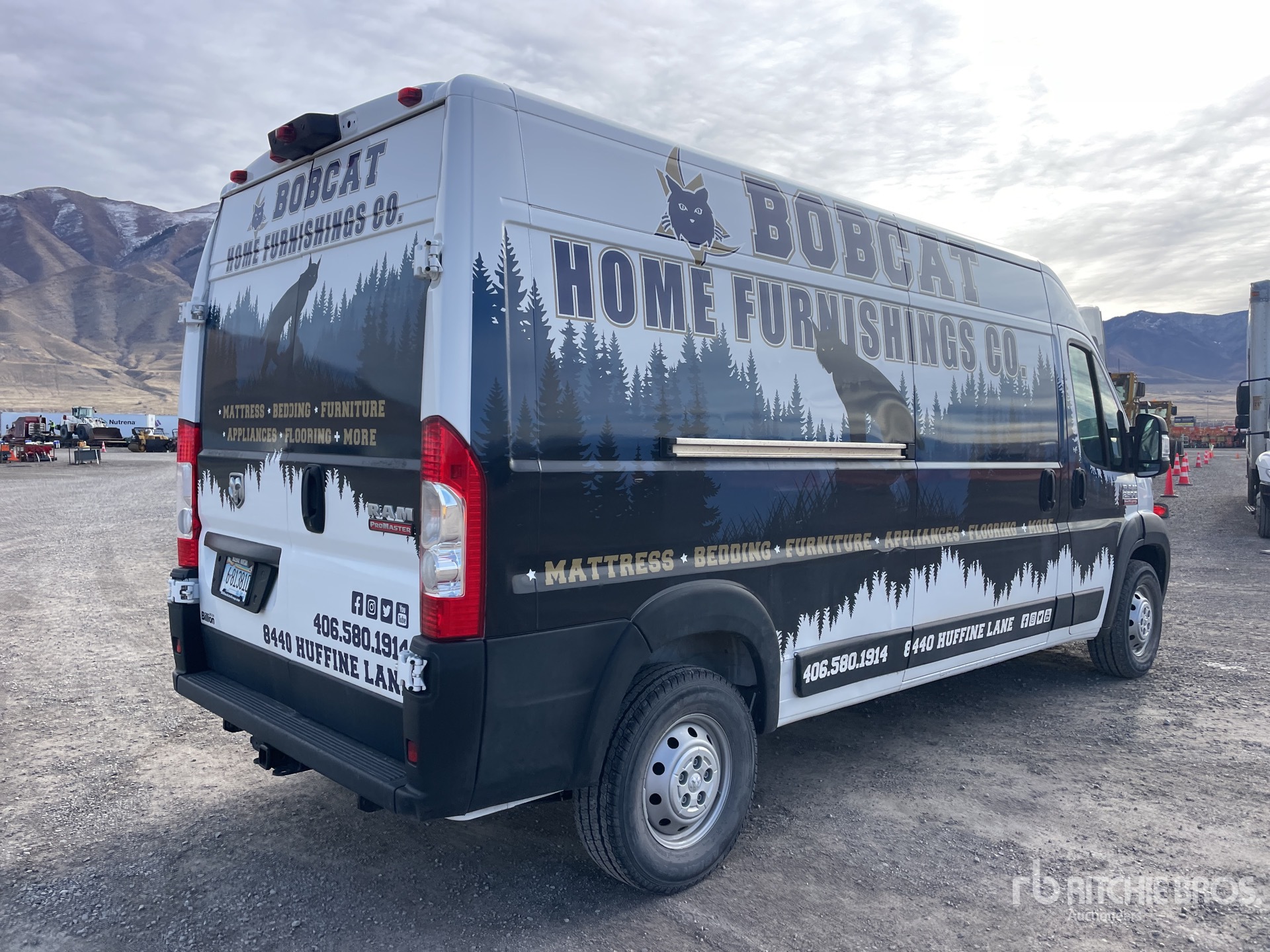 General Appearance with Picture, Right Rear Corner