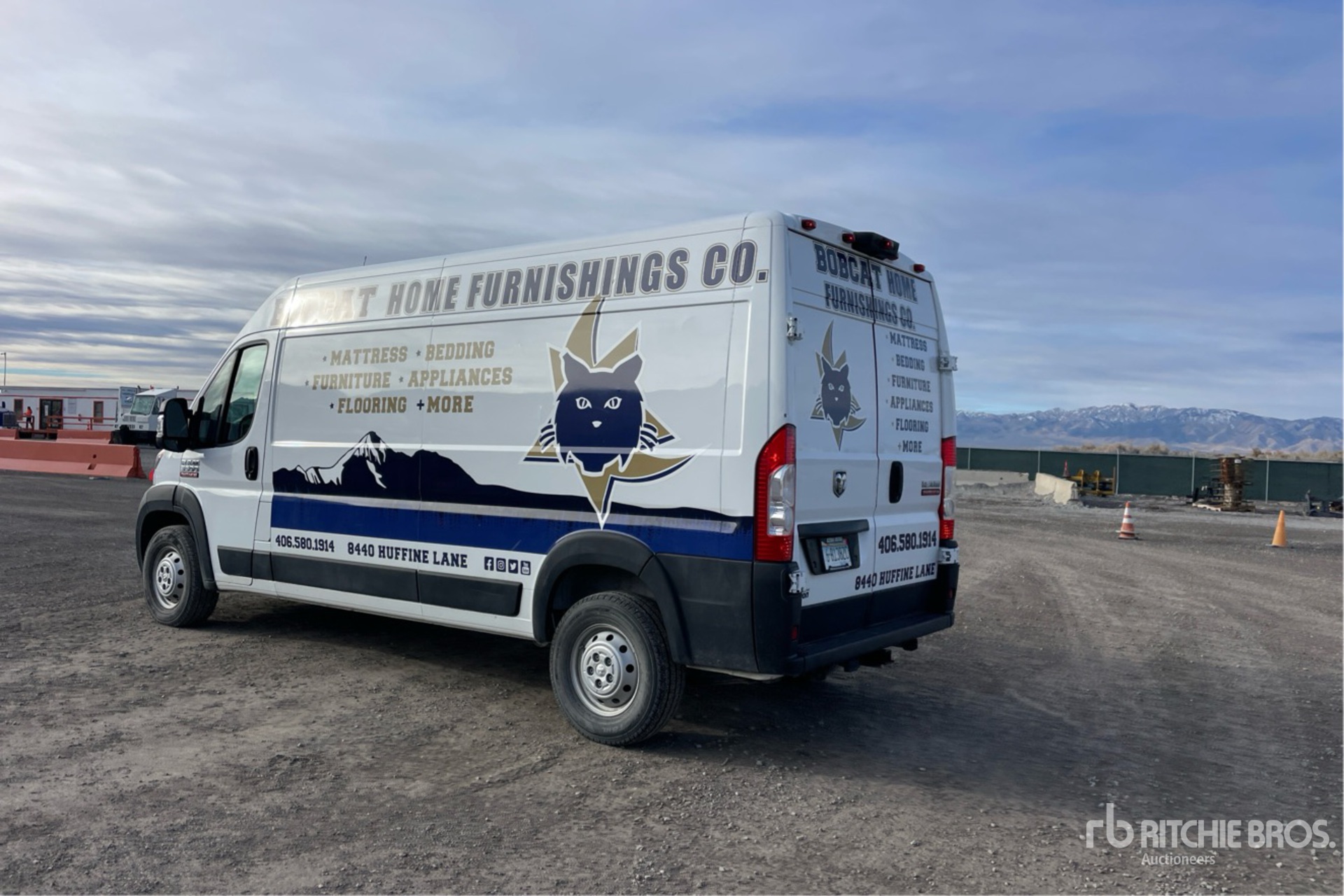 General Appearance with Picture, Left Rear Corner