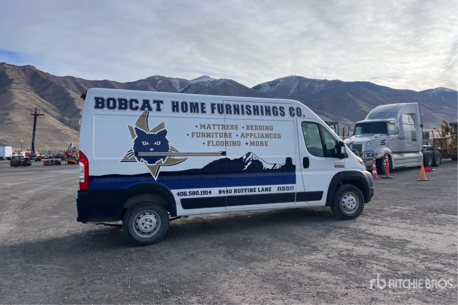 General Appearance with Picture, Right Rear Corner