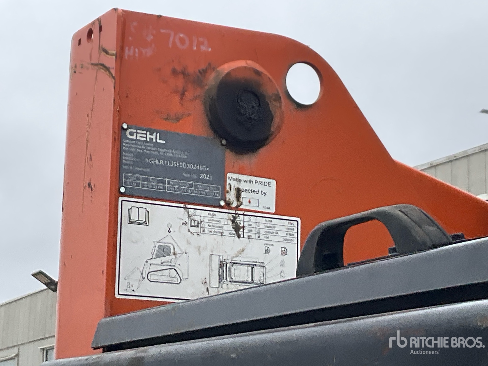 2021 Gehl RT135