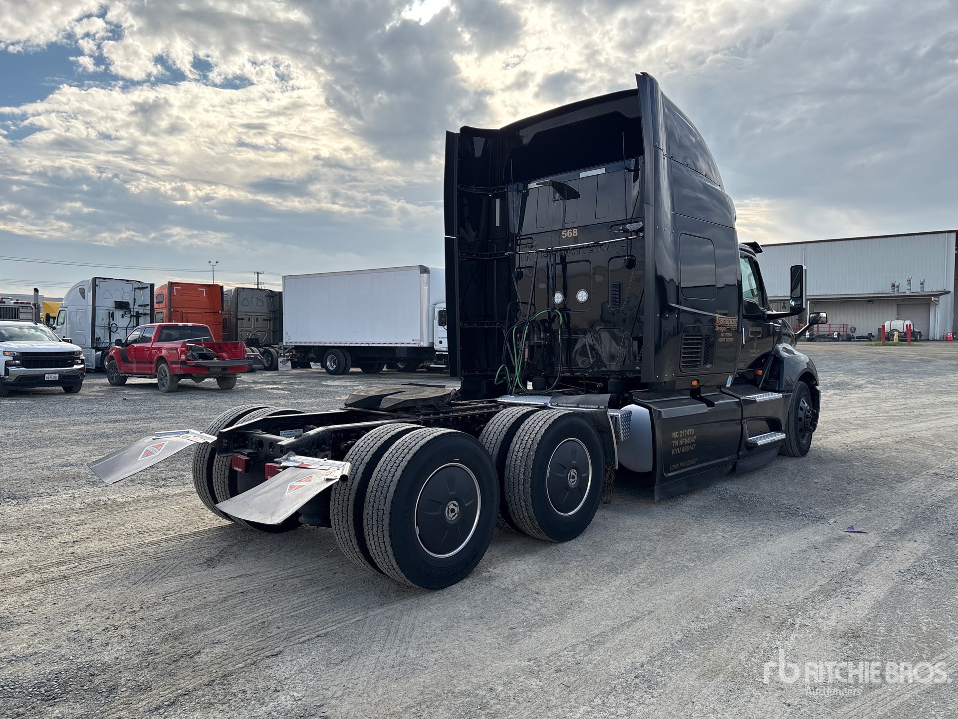 General Appearance with Picture, Right Rear Corner