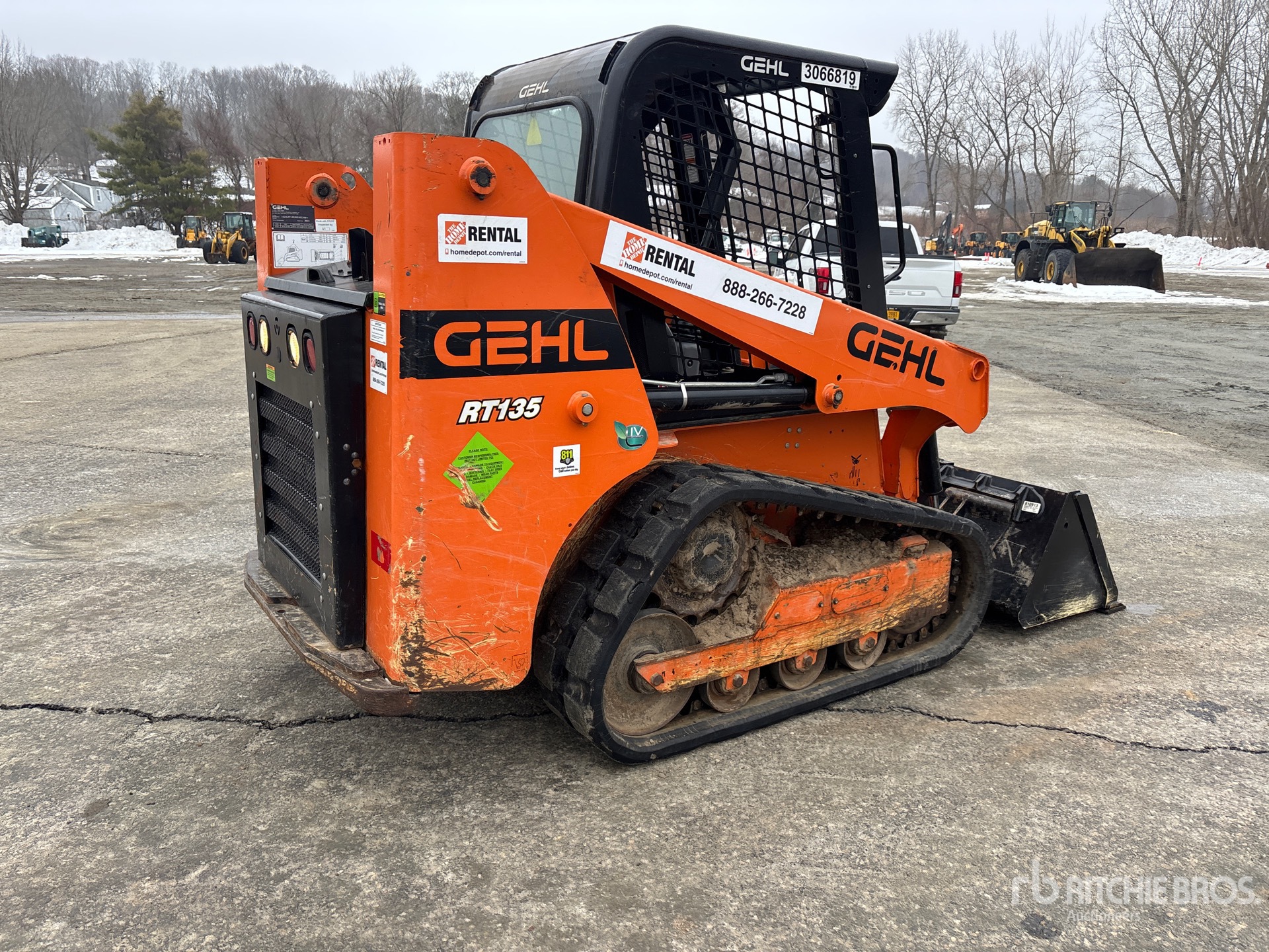 General Appearance with Picture, Right Rear Corner