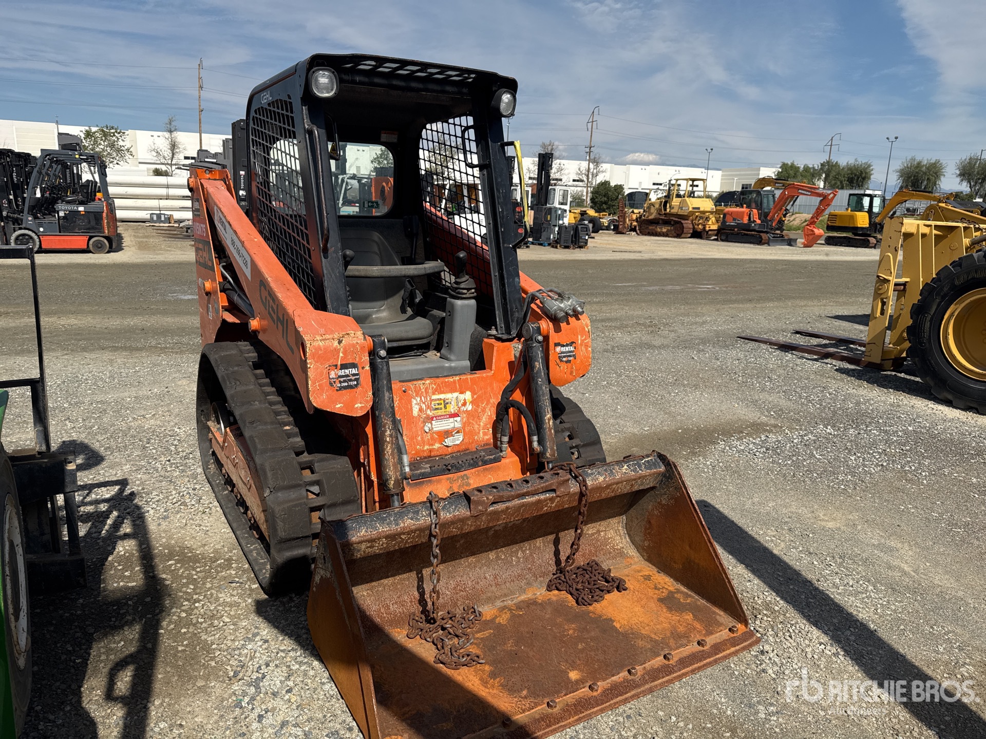 General Appearance with Picture, Right Front Corner