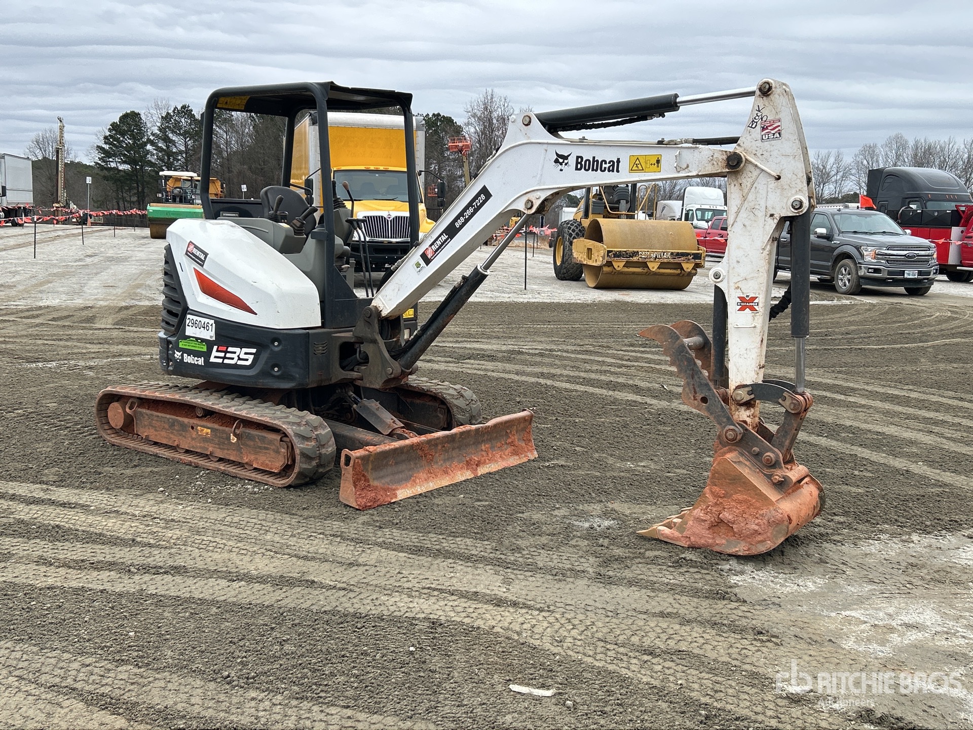 General Appearance with Picture, Right Front Corner