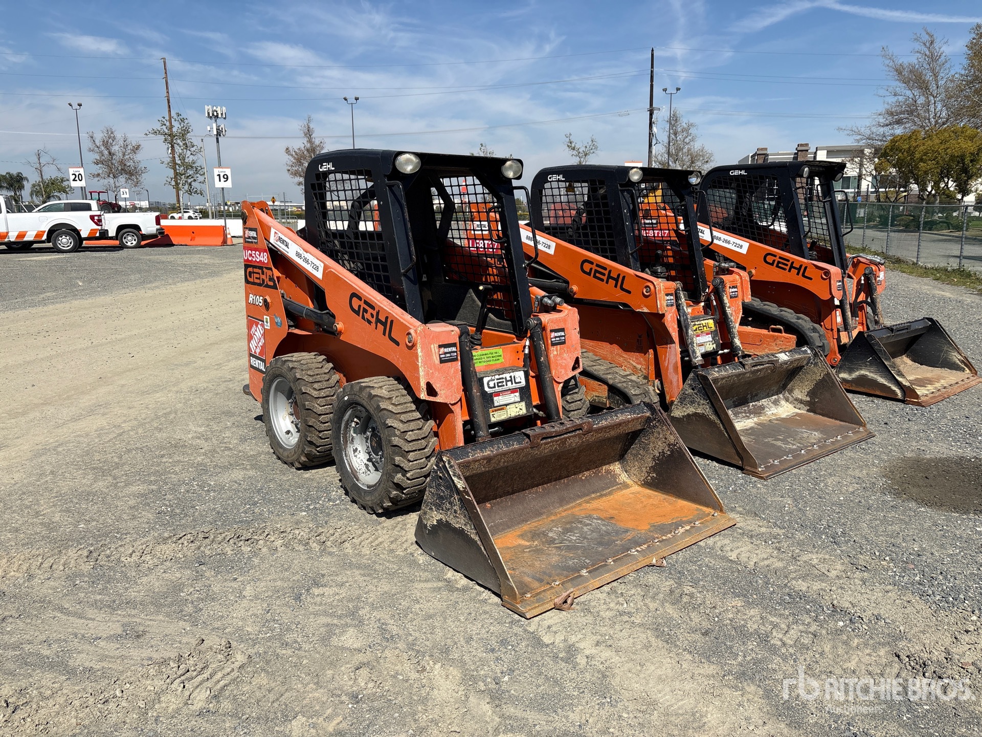 General Appearance with Picture, Right Front Corner