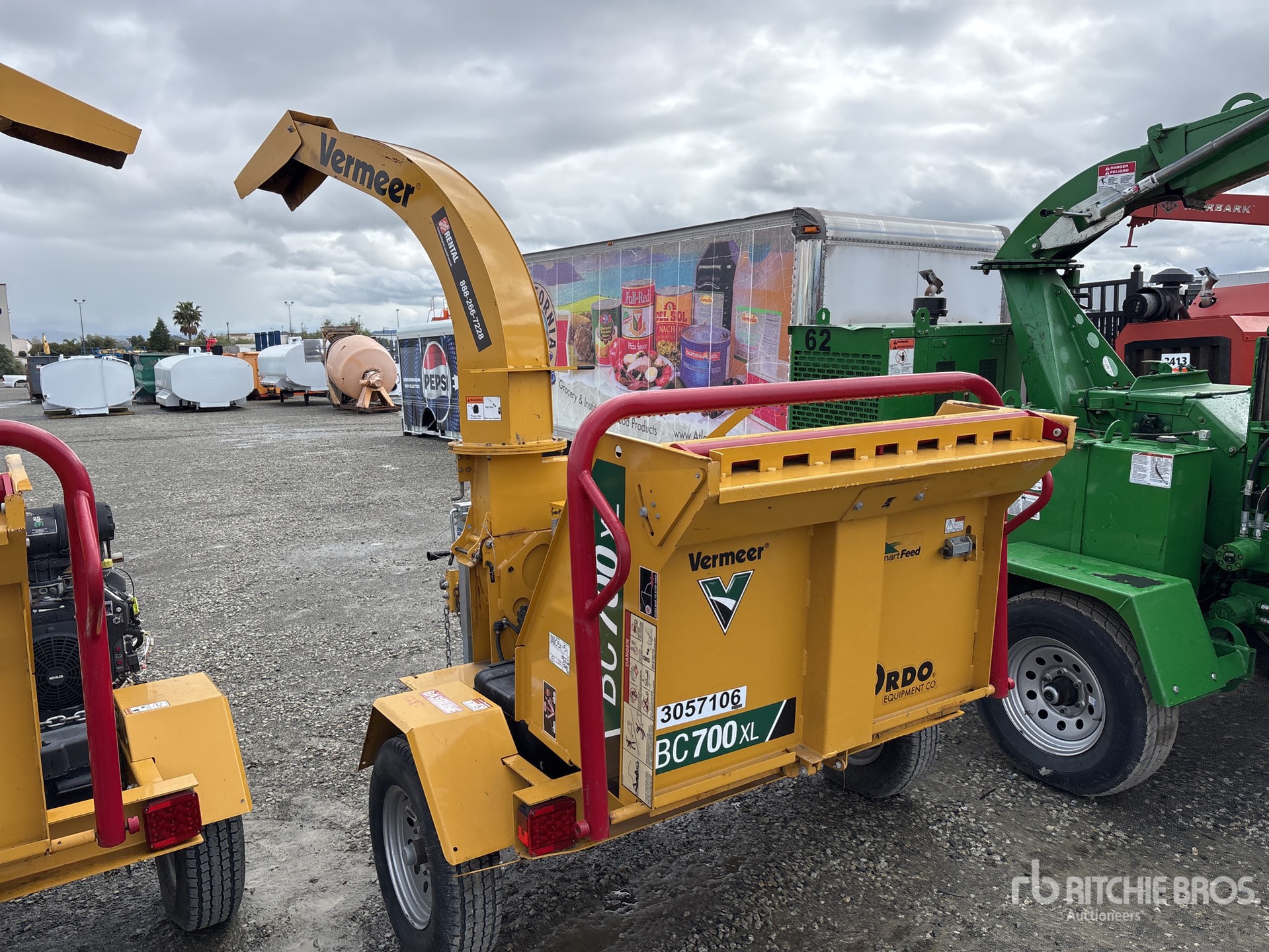 General Appearance with Picture, Left Rear Corner