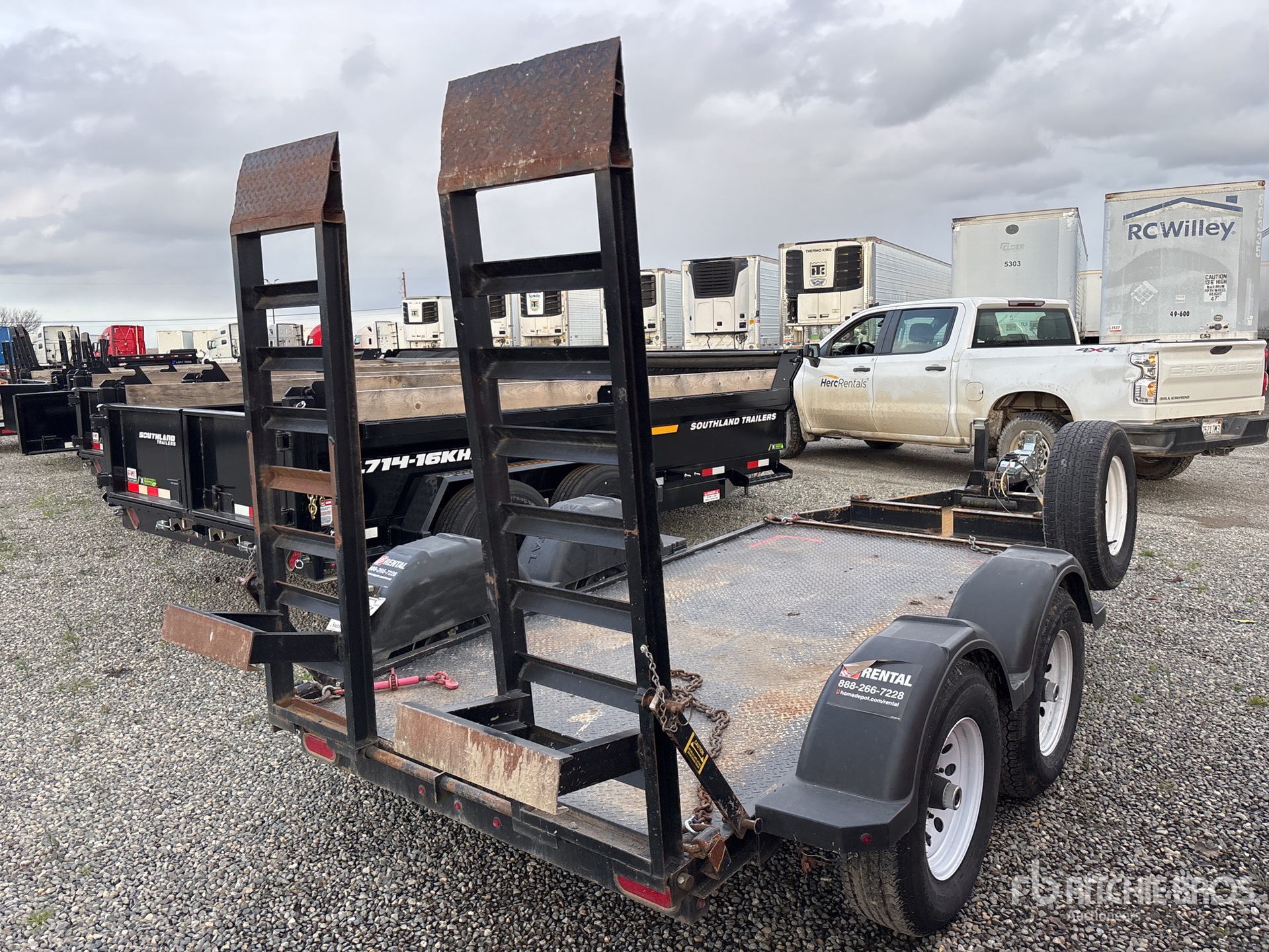 General Appearance with Picture, Right Rear Corner