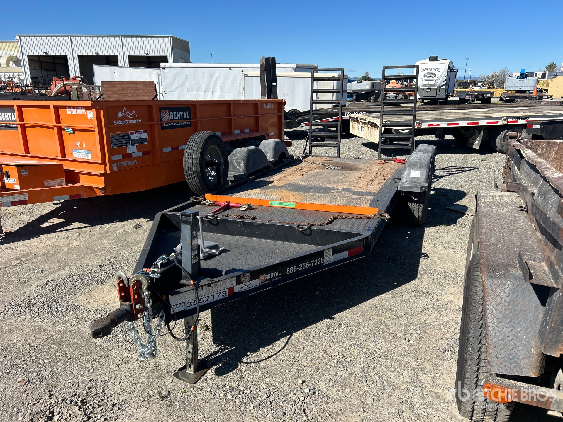 General Appearance with Picture, Left Front Corner