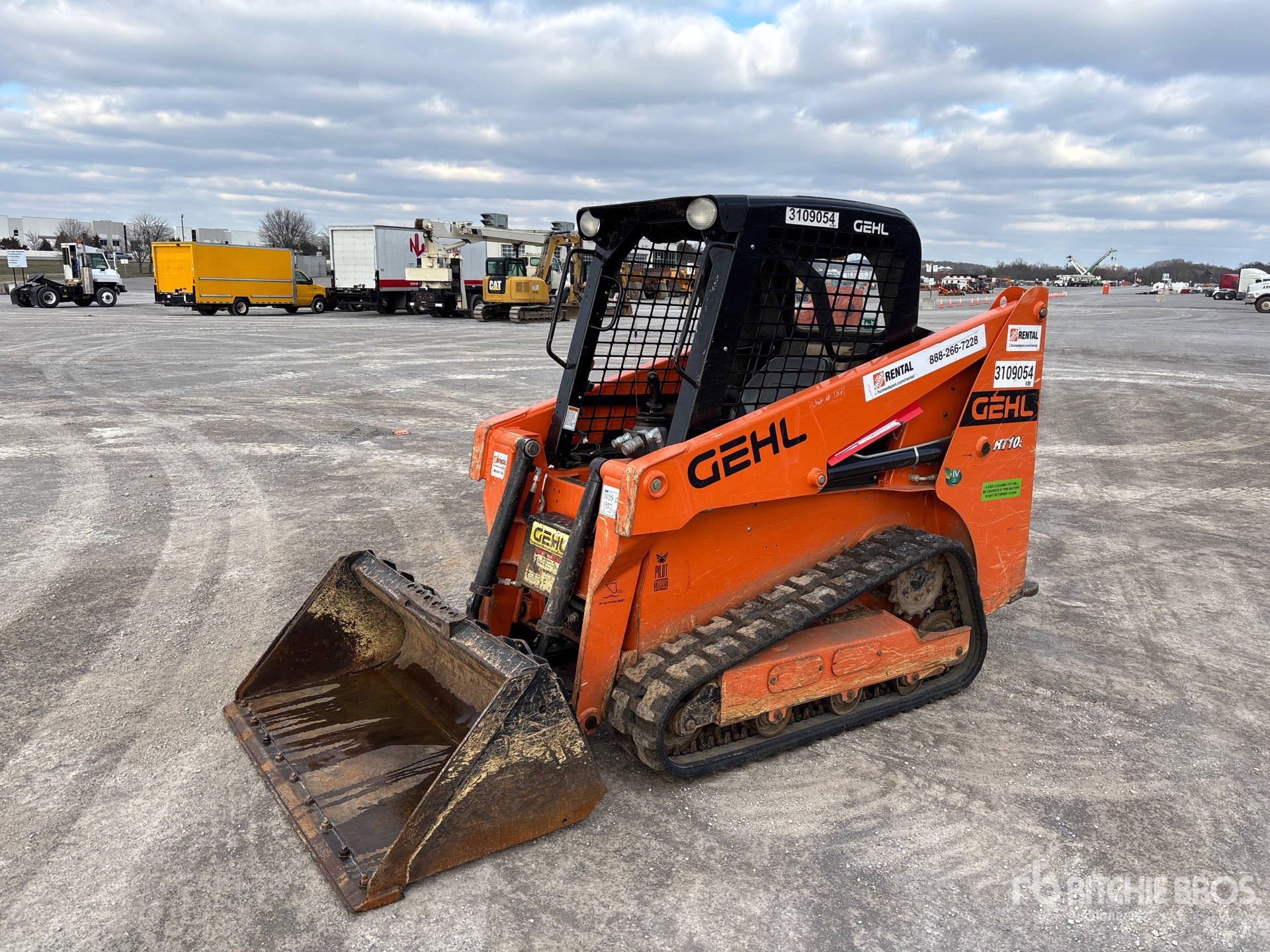 General Appearance with Picture, Left Front Corner