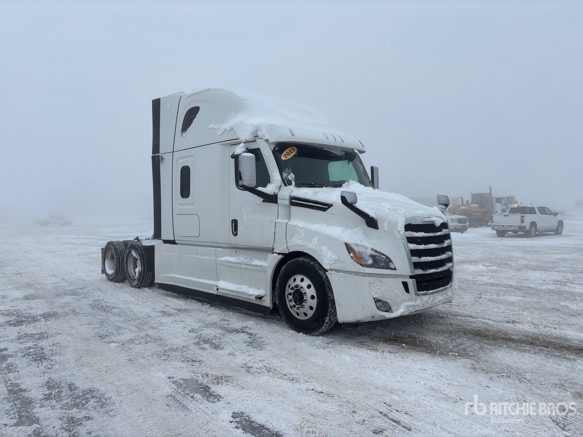 2023 Freightliner CASCADIA 126