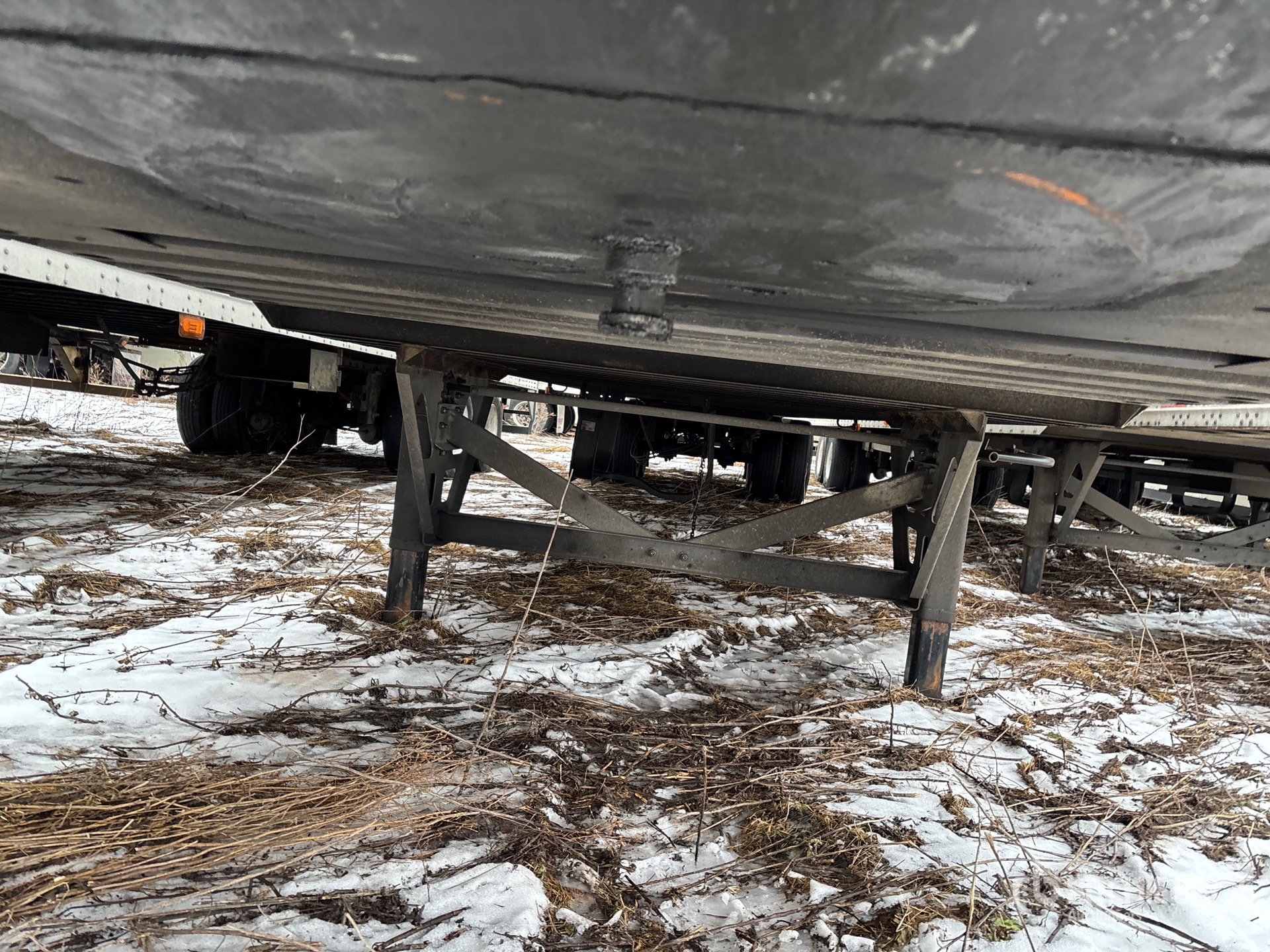 2024 Vanguard 53 ft x 102 in T/A