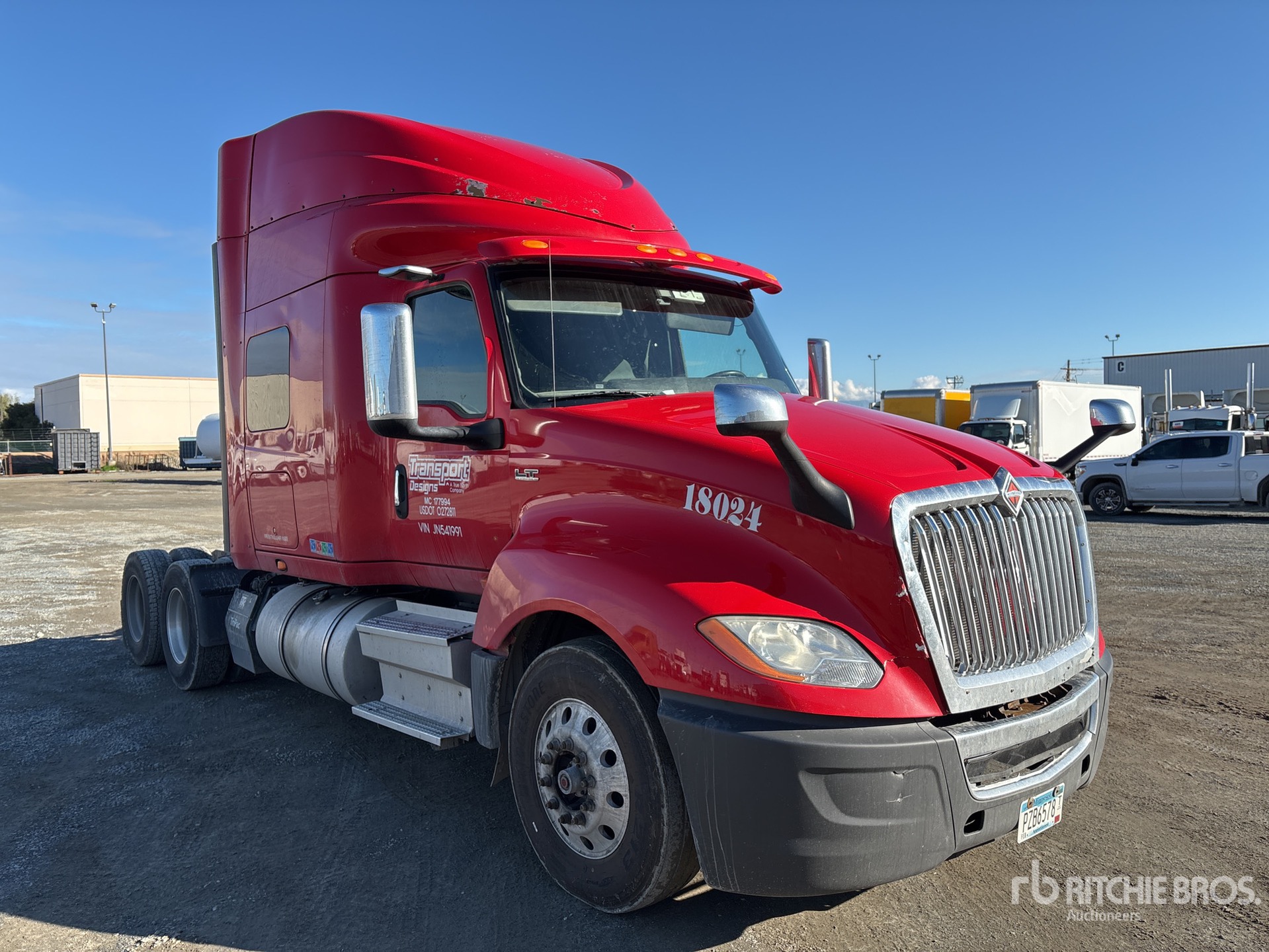 General Appearance with Picture, Right Front Corner