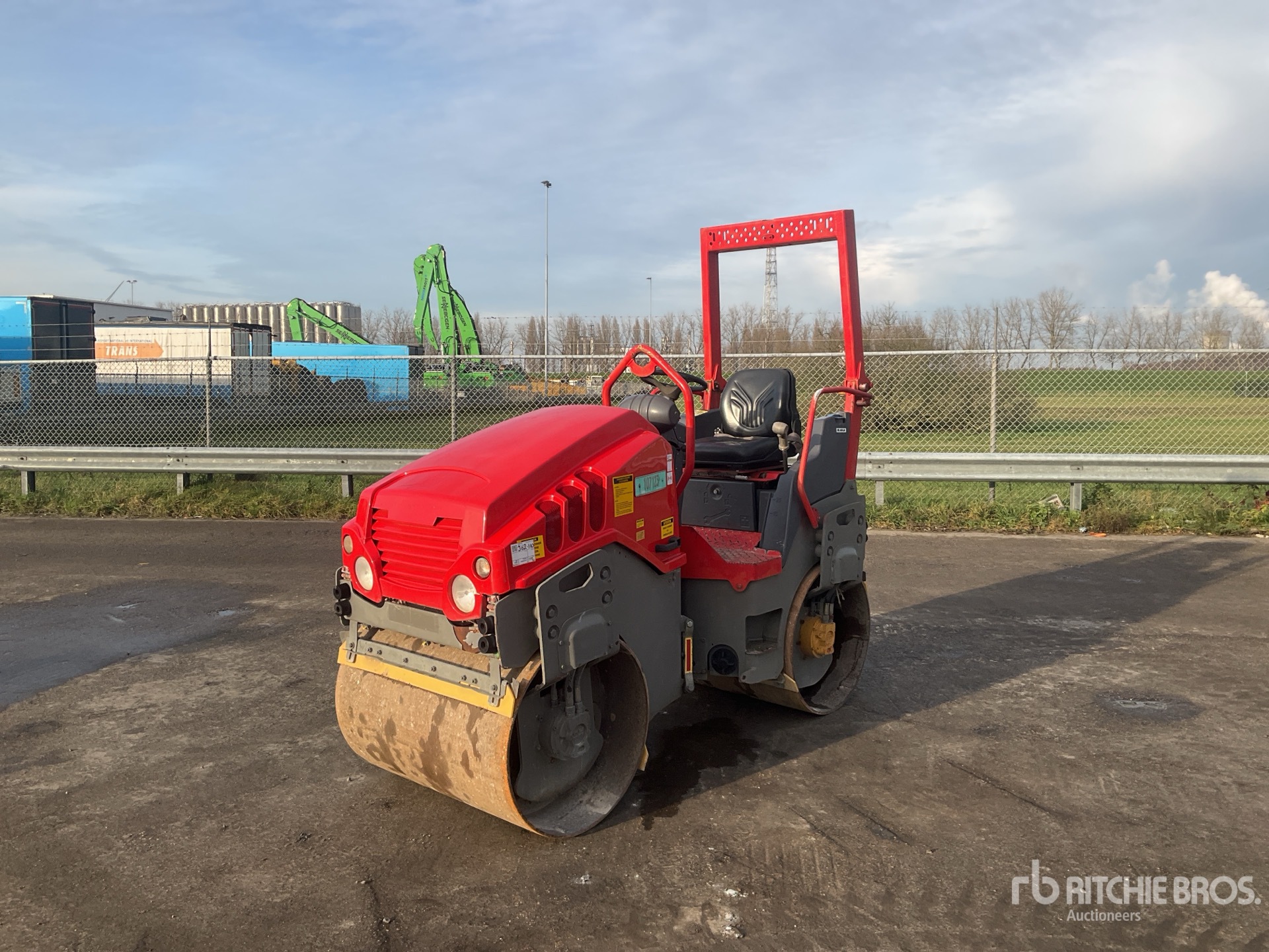 General Appearance with Picture, Left Front Corner