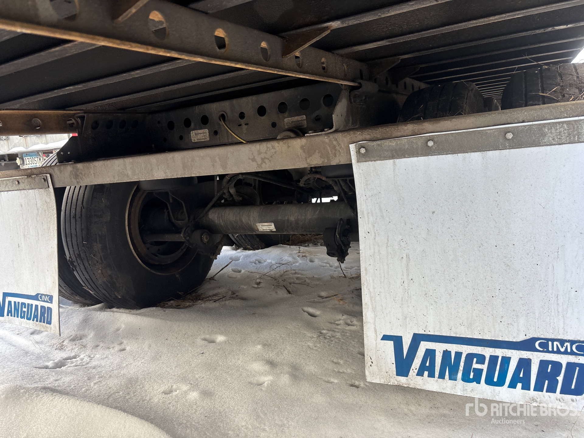 2024 Vanguard 53 ft x 102 in T/A