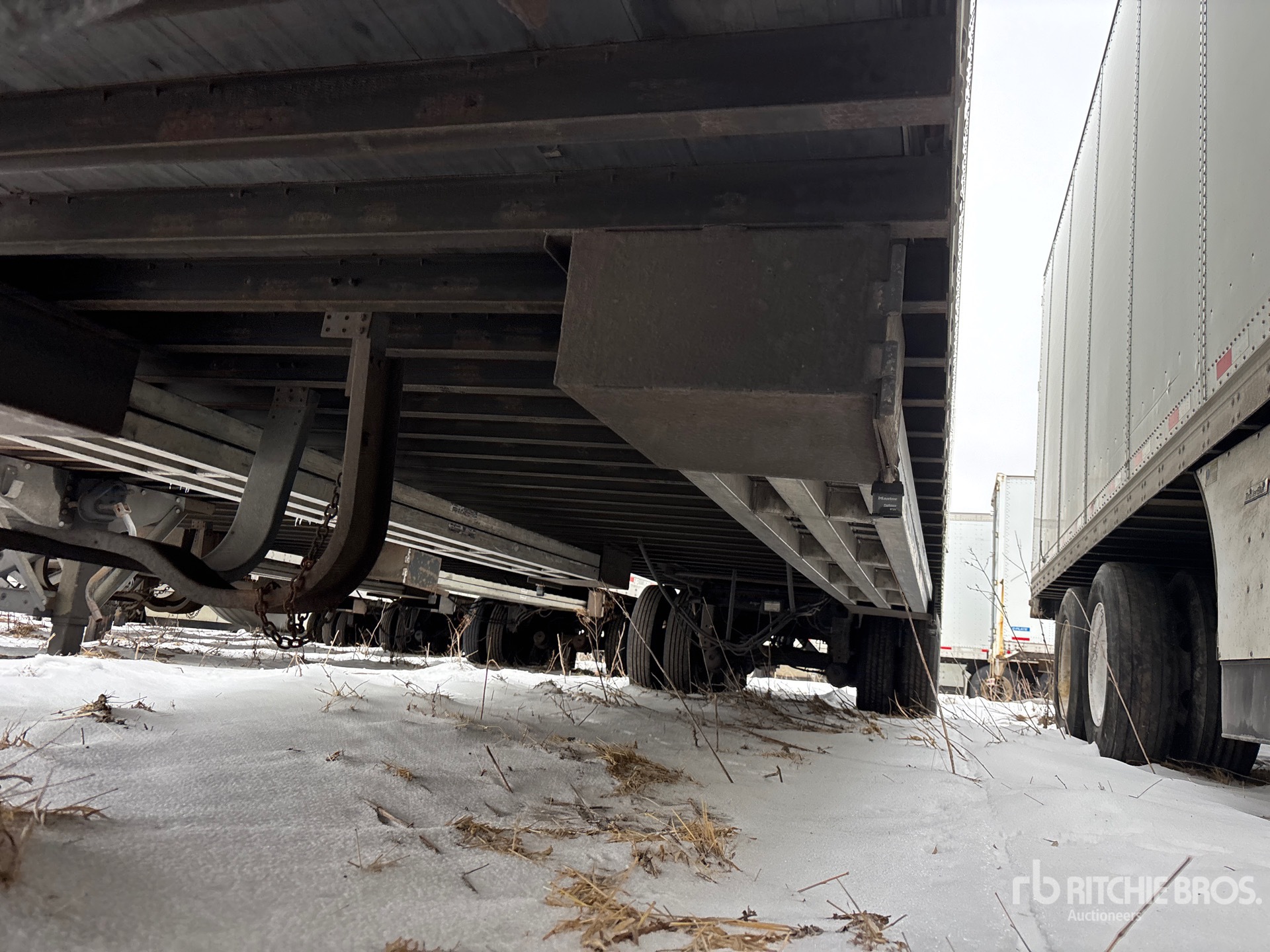 2019 Vanguard 53 ft x 102 in T/A