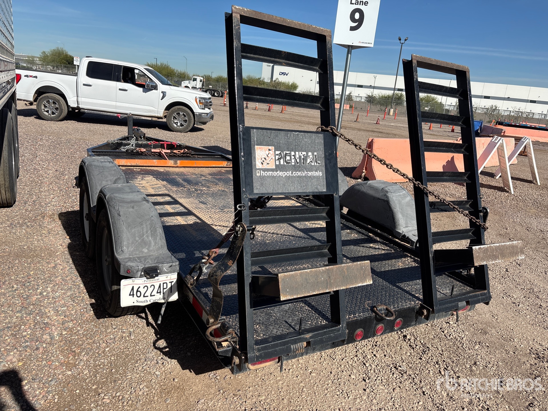 General Appearance with Picture, Left Rear Corner